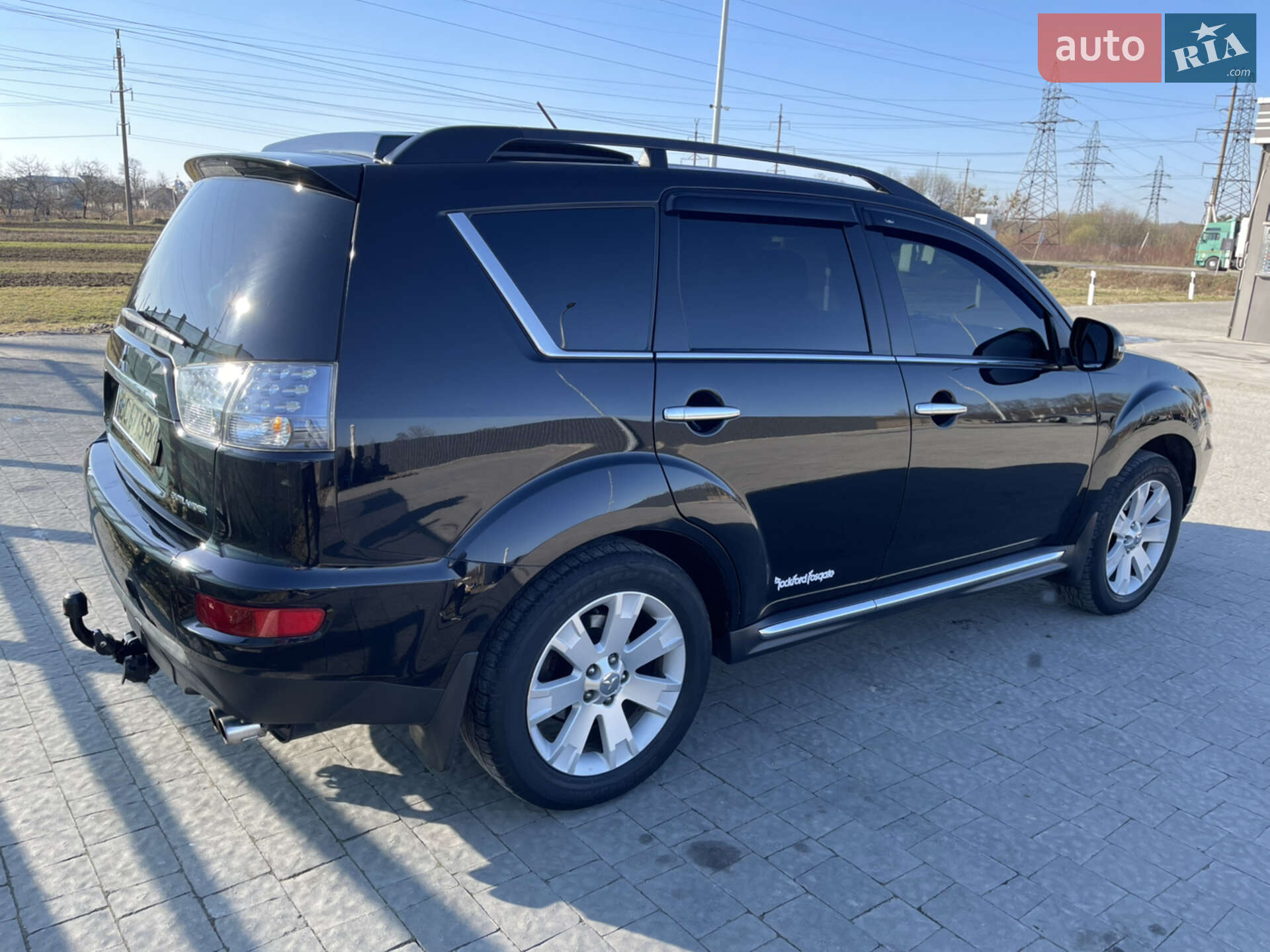 Mitsubishi Outlander XL 2010 VIN JMBXJCW1WBZ000391 фото оголошення 8 з 24