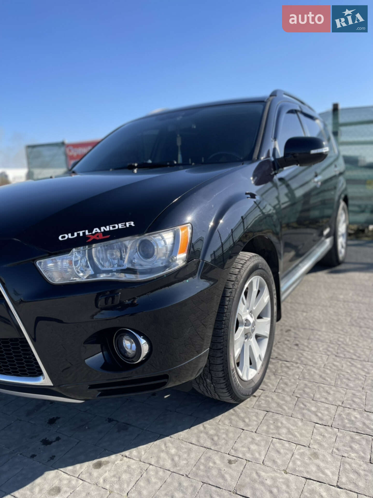 Mitsubishi Outlander XL 2010 VIN JMBXJCW1WBZ000391 фото оголошення 9 з 24
