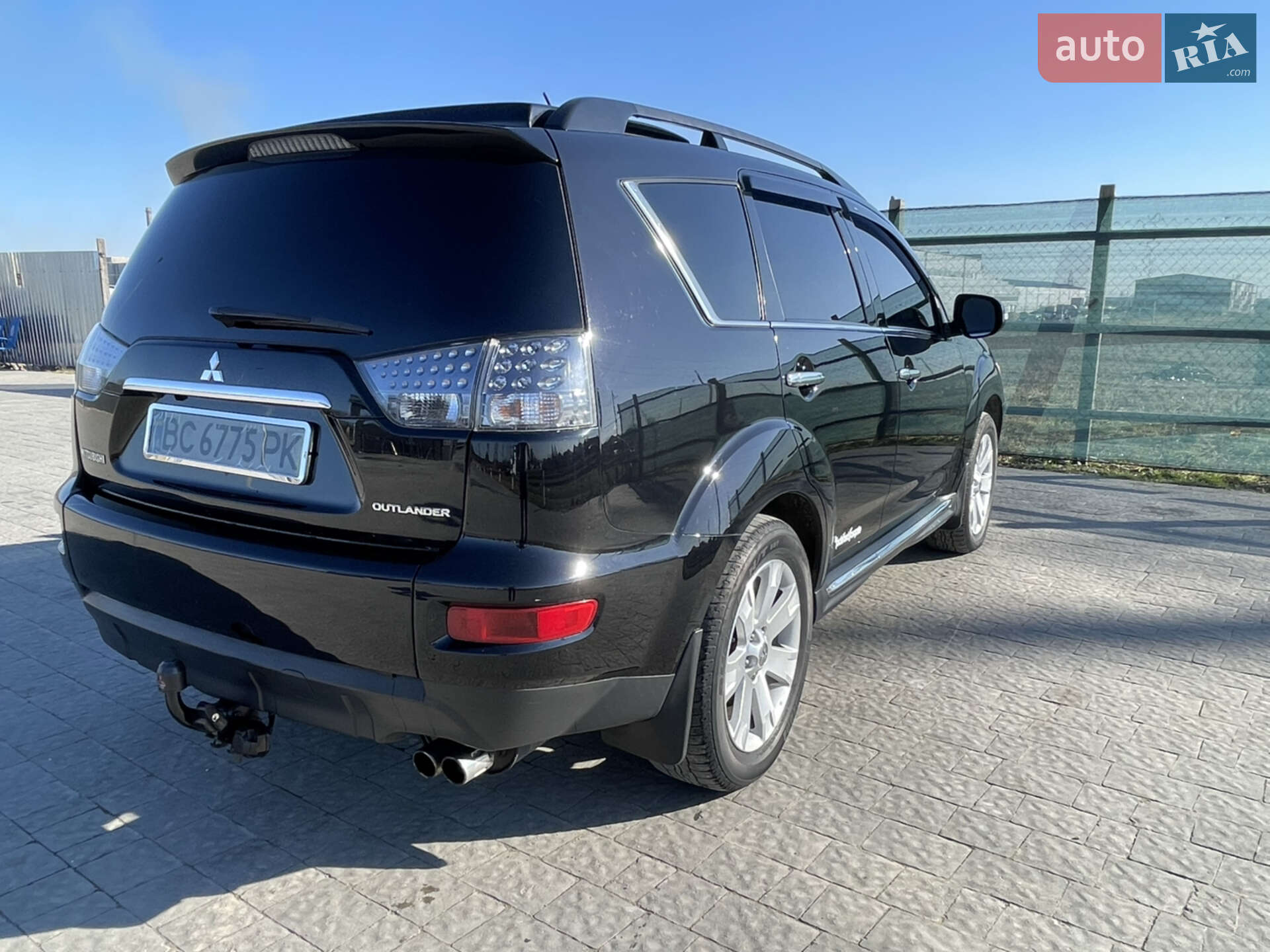 Mitsubishi Outlander XL 2010 VIN JMBXJCW1WBZ000391 фото оголошення 16 з 24