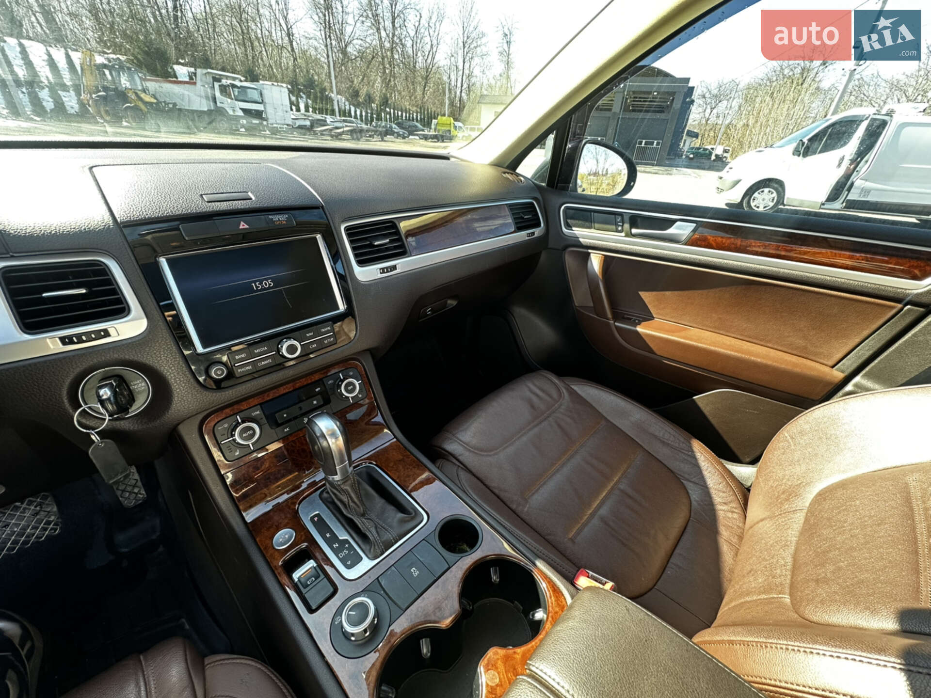 Volkswagen Touareg 2014 VIN WVGEP9BPXED008652 фото оголошення 43 з 57