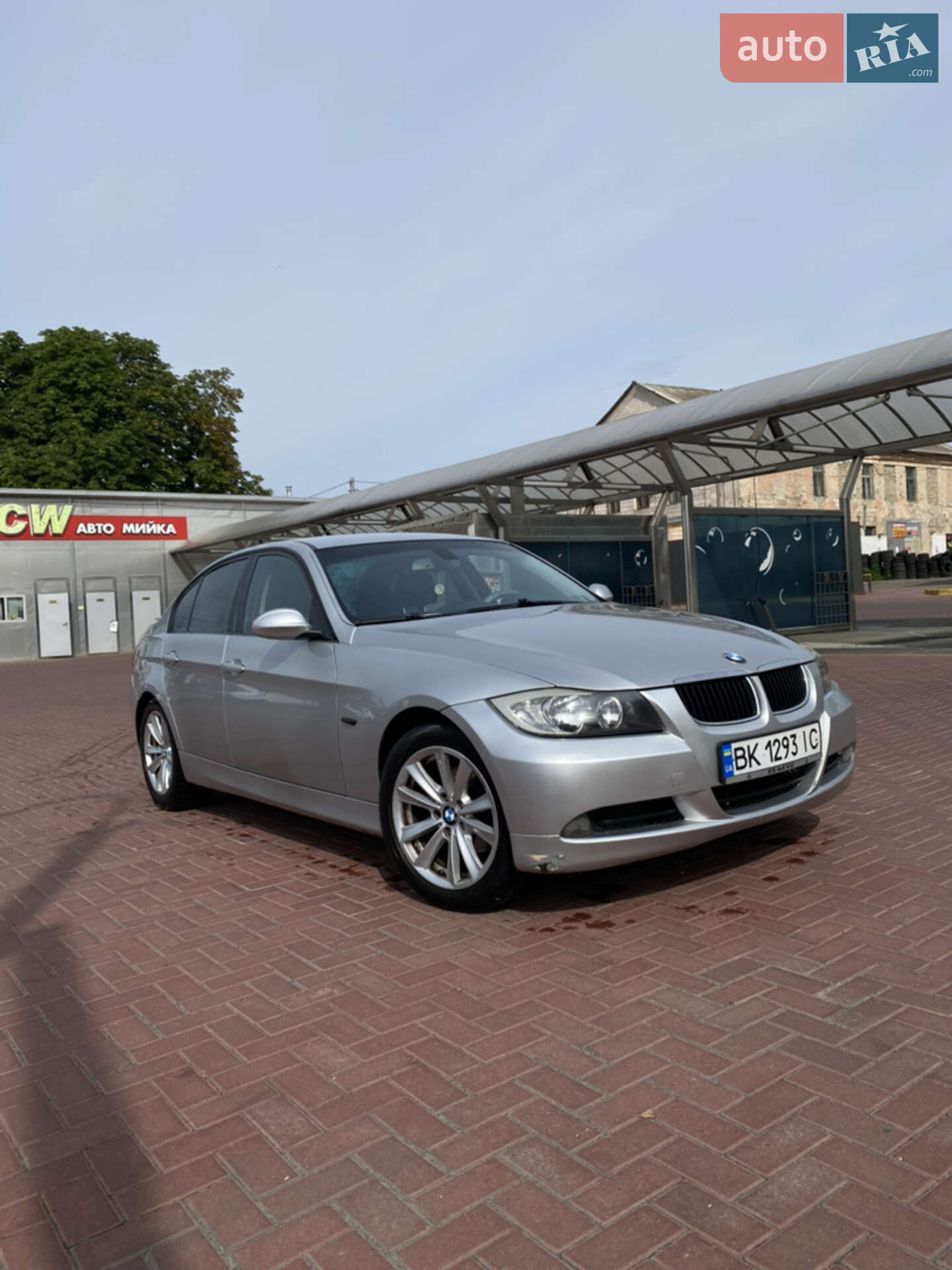 BMW 3 Series 2005 VIN WBAVC31030VA20582 фото оголошення 4 з 12