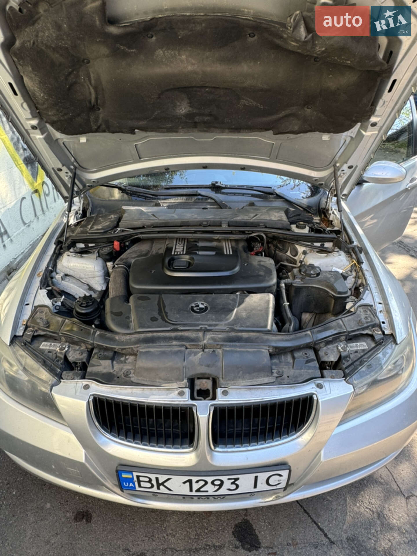 BMW 3 Series 2005 VIN WBAVC31030VA20582 фото оголошення 11 з 12