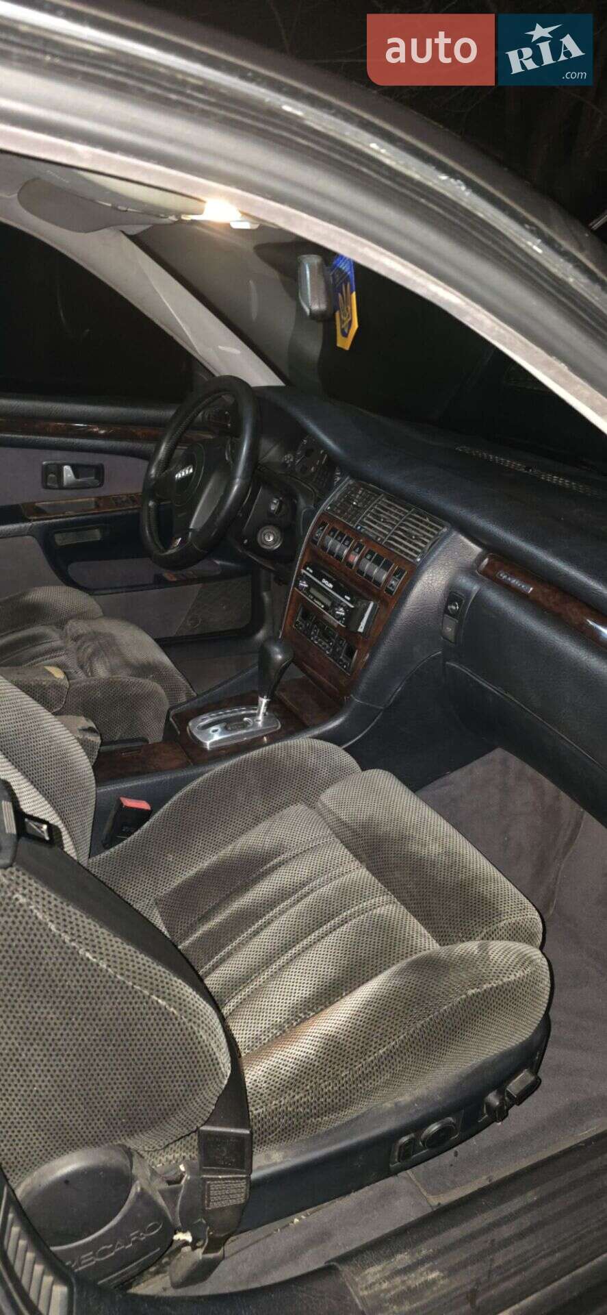 Audi A8 1998 VIN WAUZZZ4DZWN009576 фото оголошення 12 з 16