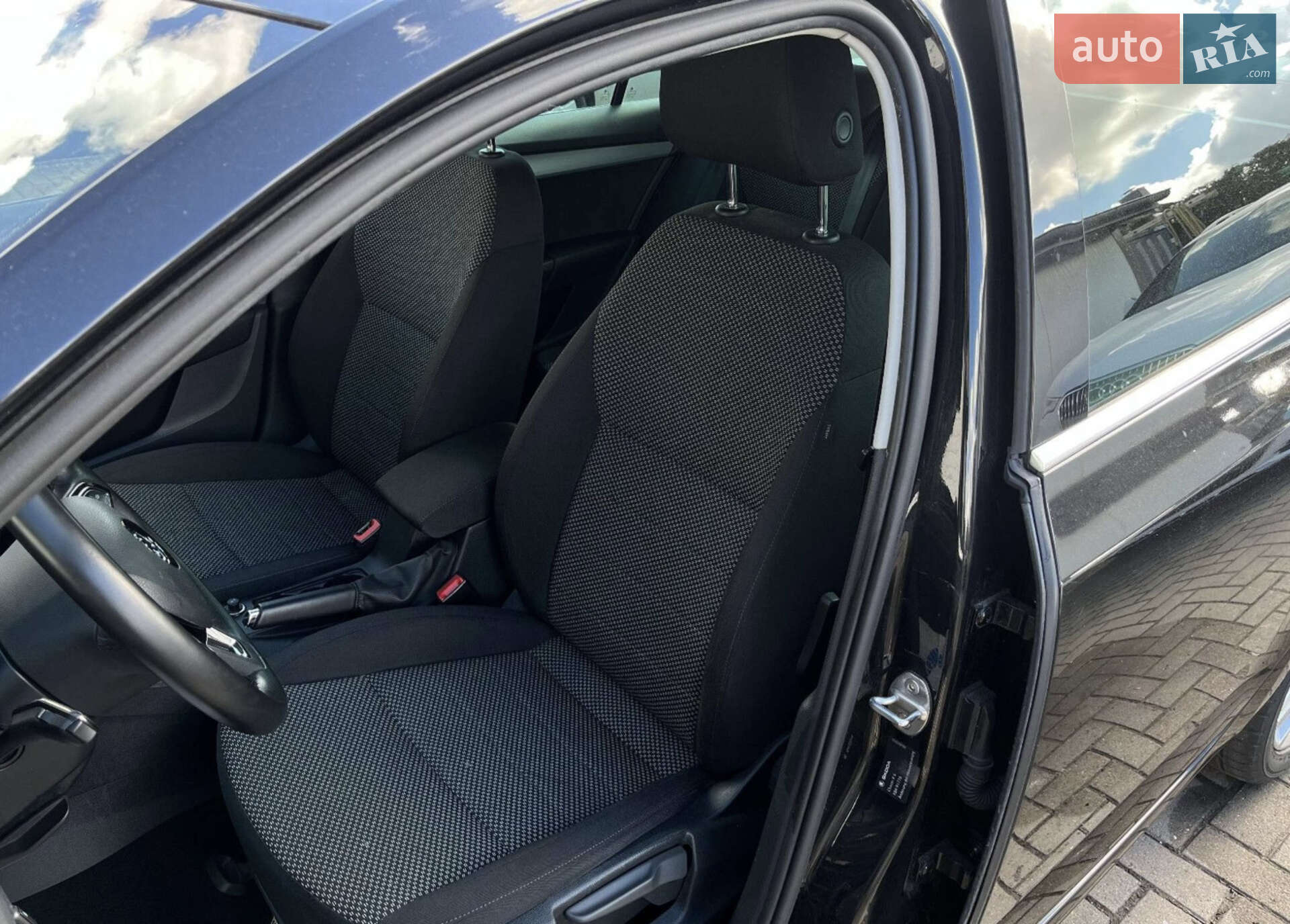Skoda Octavia 2016 VIN TMBJG7NE3H0021952 фото оголошення 23 з 24