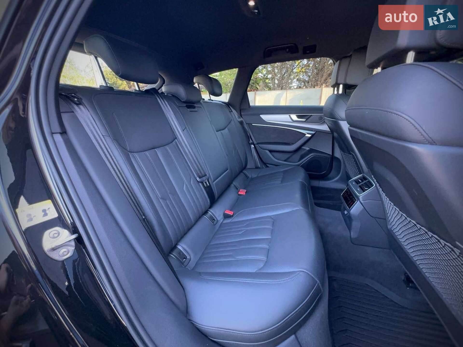 Audi A6 2018 VIN WAUZZZF25KN041186 фото оголошення 7 з 9