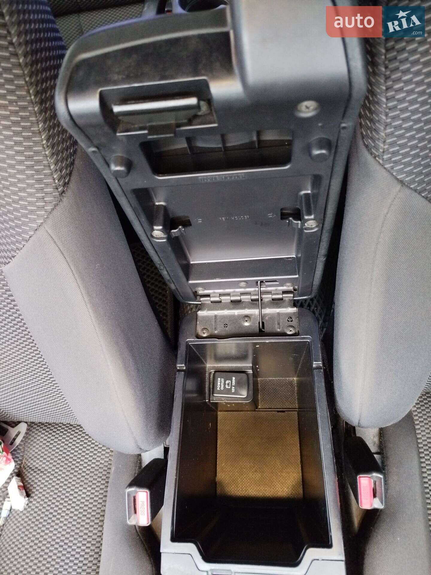 Mitsubishi Galant 2007 VIN 4MBSRDJ1A7E703015 фото оголошення 6 з 16