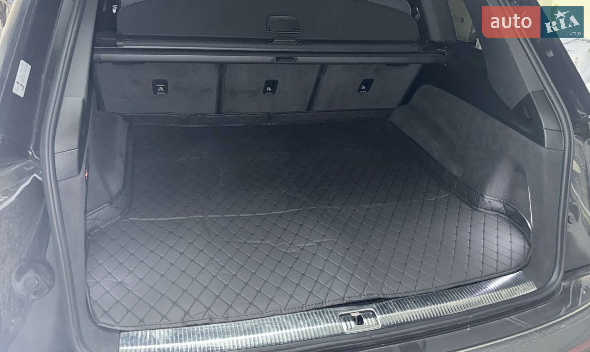 Audi SQ7 2020 VIN WAUZZZ4M9MD009564 фото оголошення 54 з 97