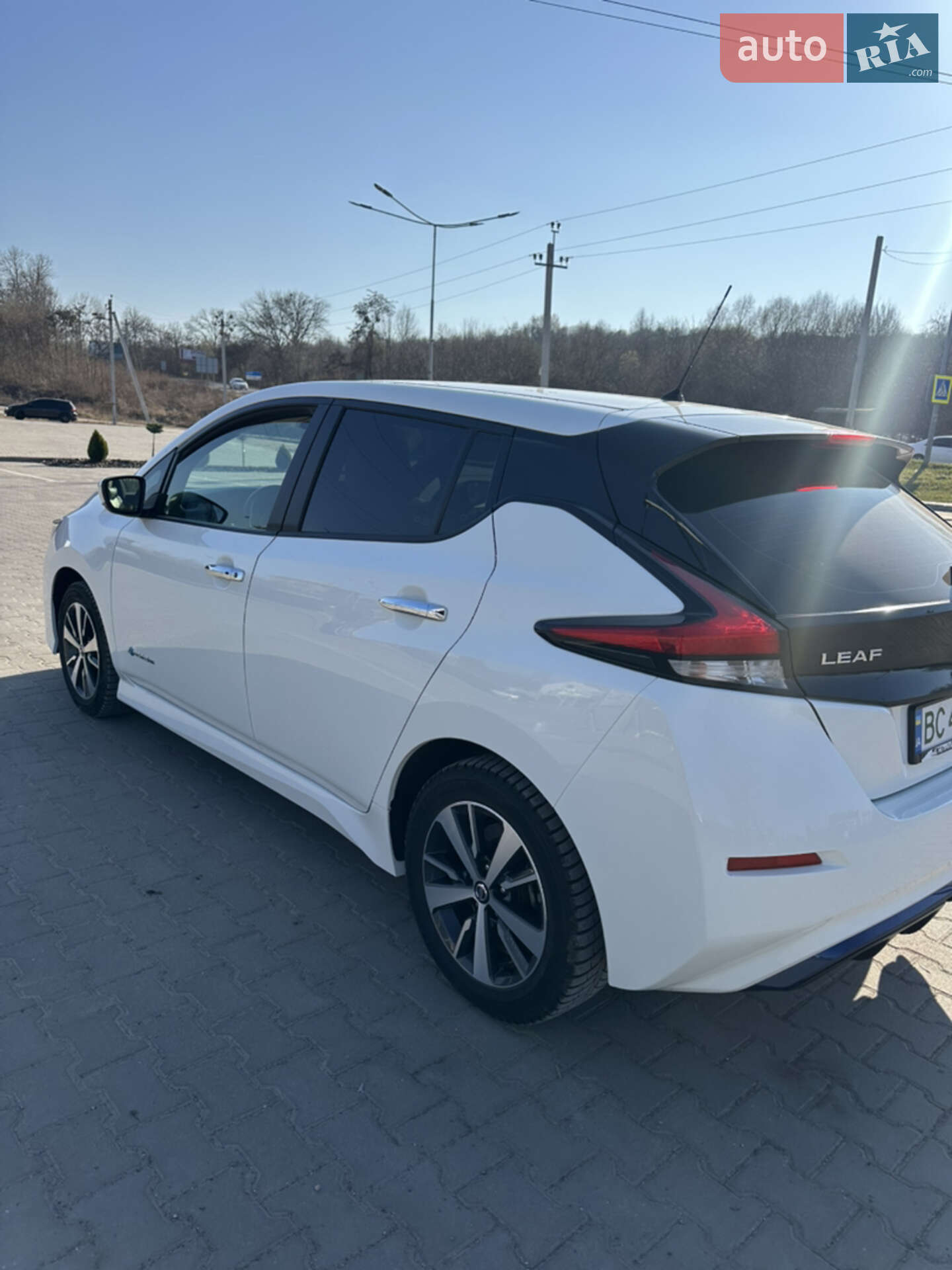 Nissan Leaf 2018 VIN SJNFAAZE1U0040002 фото оголошення 3 з 12