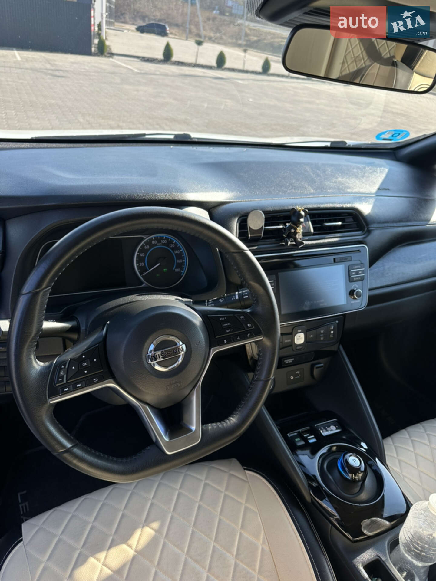 Nissan Leaf 2018 VIN SJNFAAZE1U0040002 фото оголошення 10 з 12