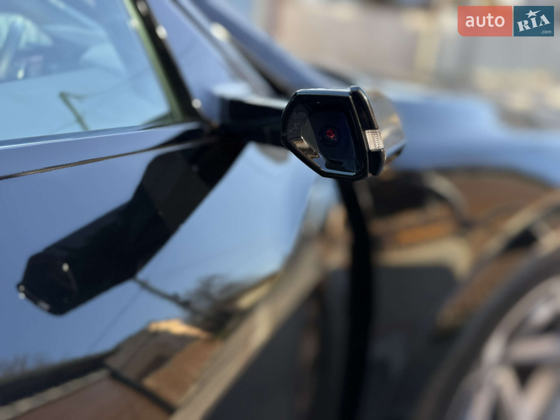 Audi e-tron 2022 VIN WAUZZZGE9NB040282 фото оголошення 17 з 28