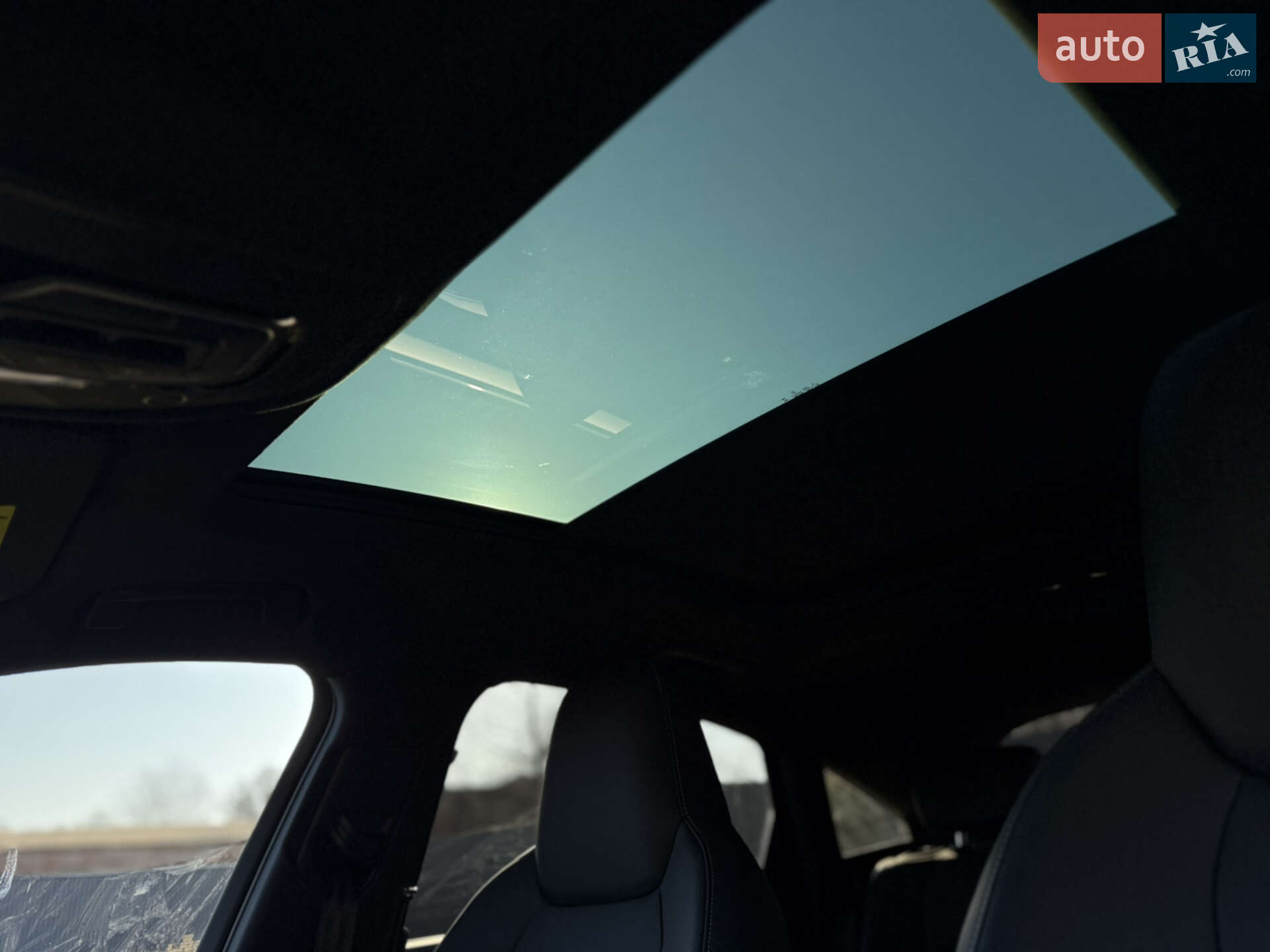 Audi e-tron 2022 VIN WAUZZZGE9NB040282 фото оголошення 22 з 28