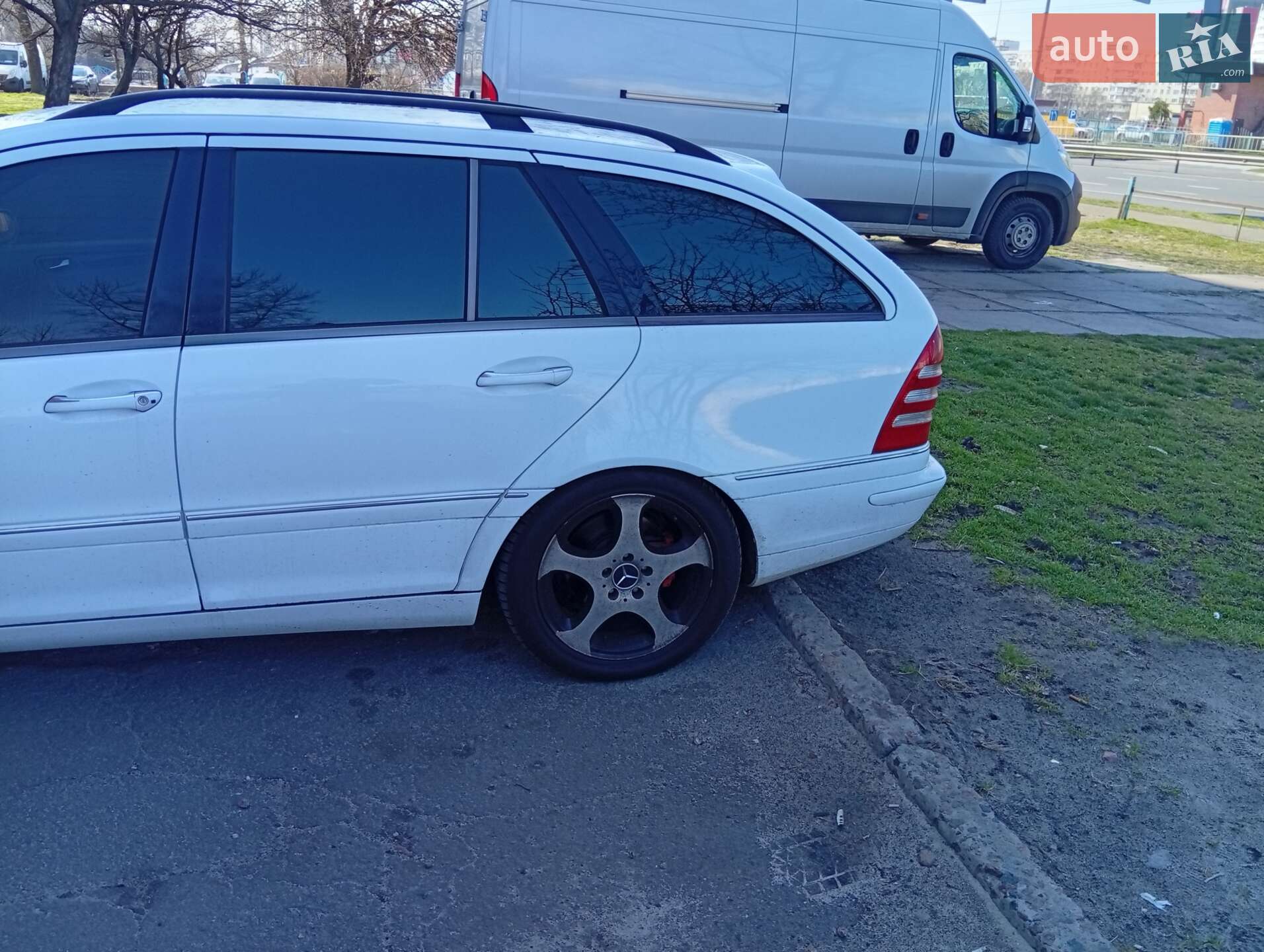 Mercedes-Benz C-Class 2001 VIN WDB2032611F180393 фото оголошення 4 з 11