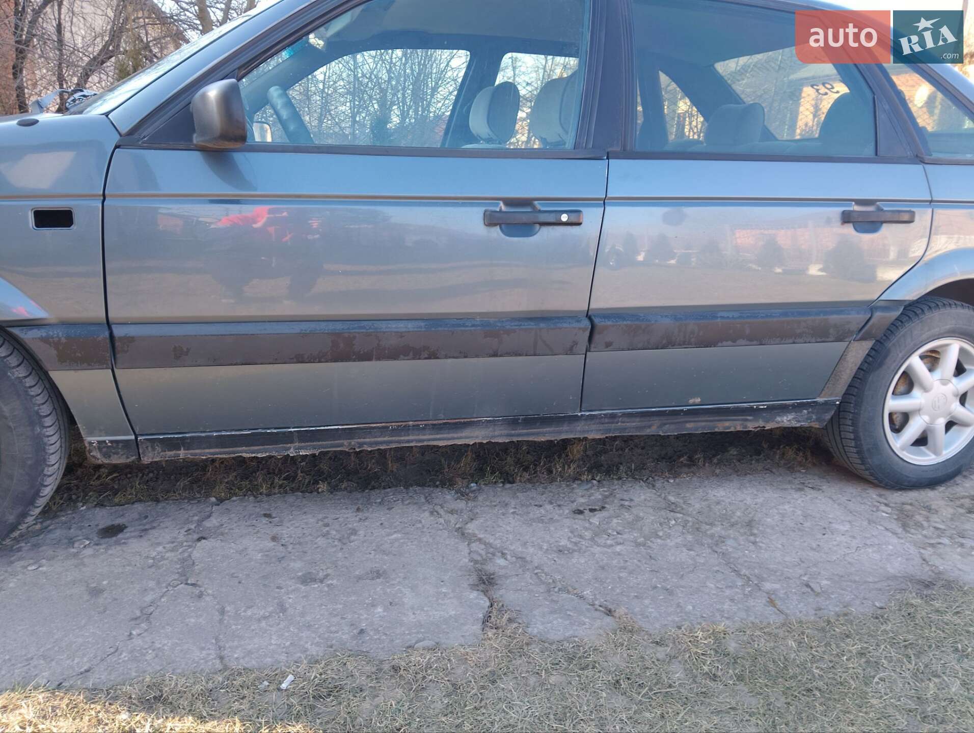 Volkswagen Passat 1989 VIN WVWZZZ31ZKB114468 фото оголошення 6 з 27