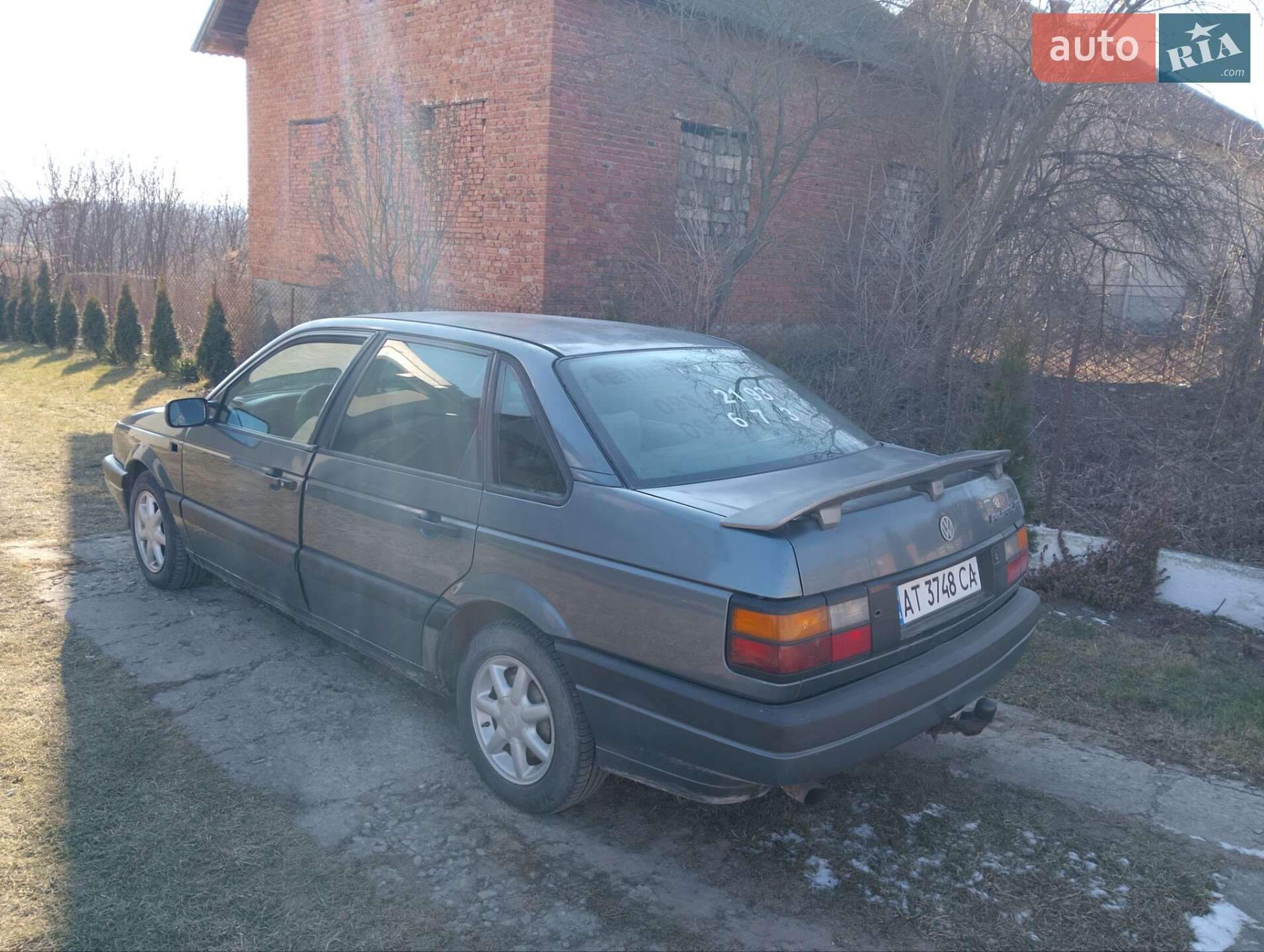 Volkswagen Passat 1989 VIN WVWZZZ31ZKB114468 фото оголошення 4 з 27