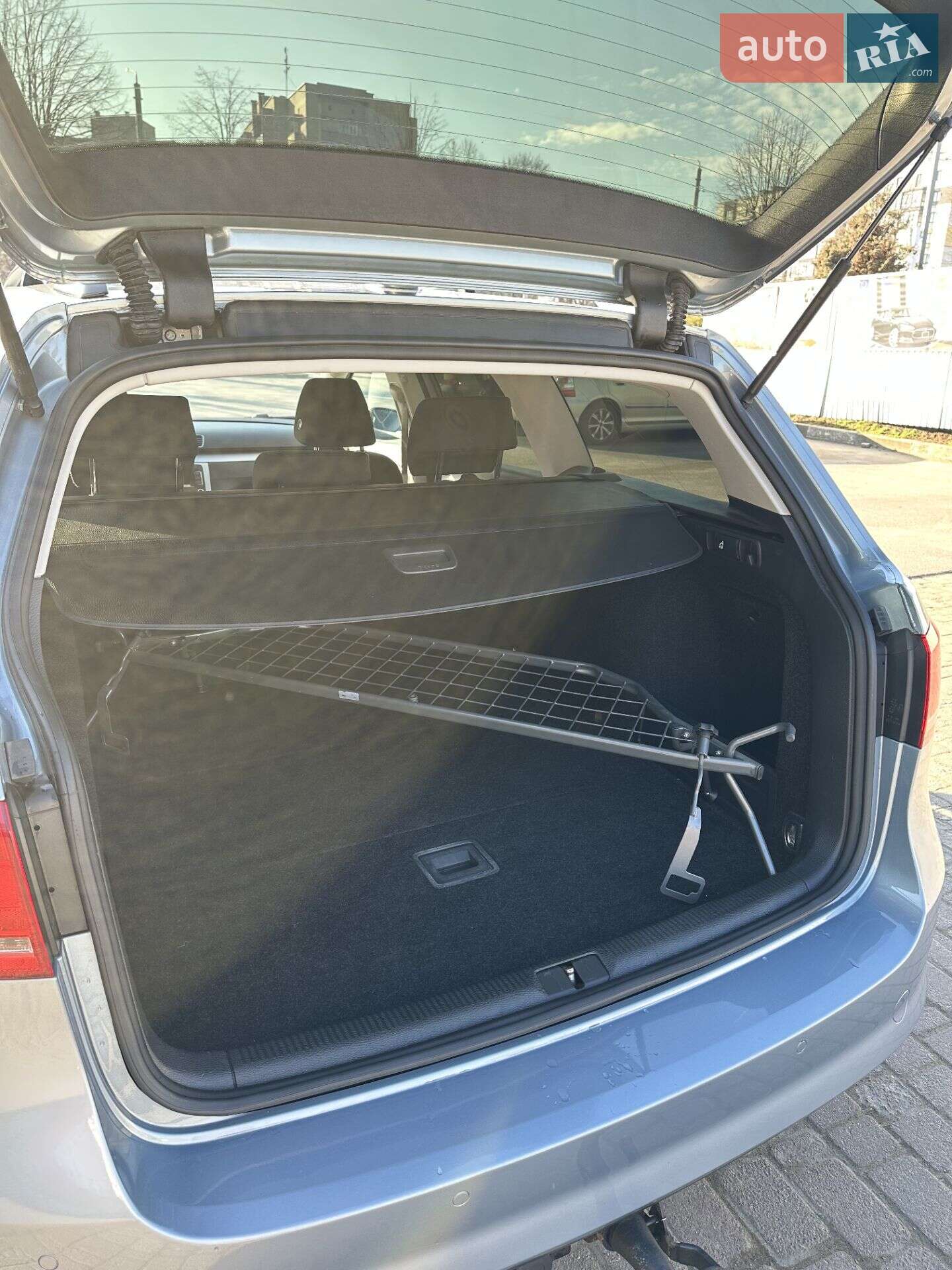 Volkswagen Passat 2012 VIN WVWZZZ3CZCE105249 фото оголошення 11 з 12