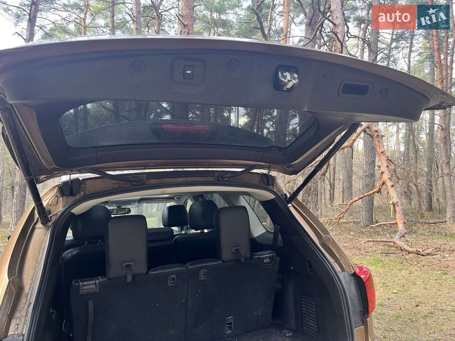 Nissan Pathfinder 2016 VIN 5N1DR2MM0HC608185 фото оголошення 2 з 25