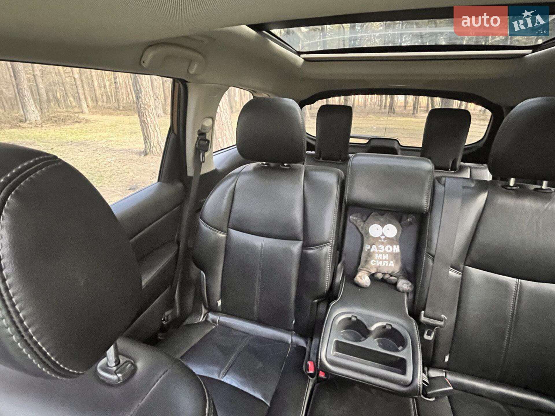 Nissan Pathfinder 2016 VIN 5N1DR2MM0HC608185 фото оголошення 14 з 25