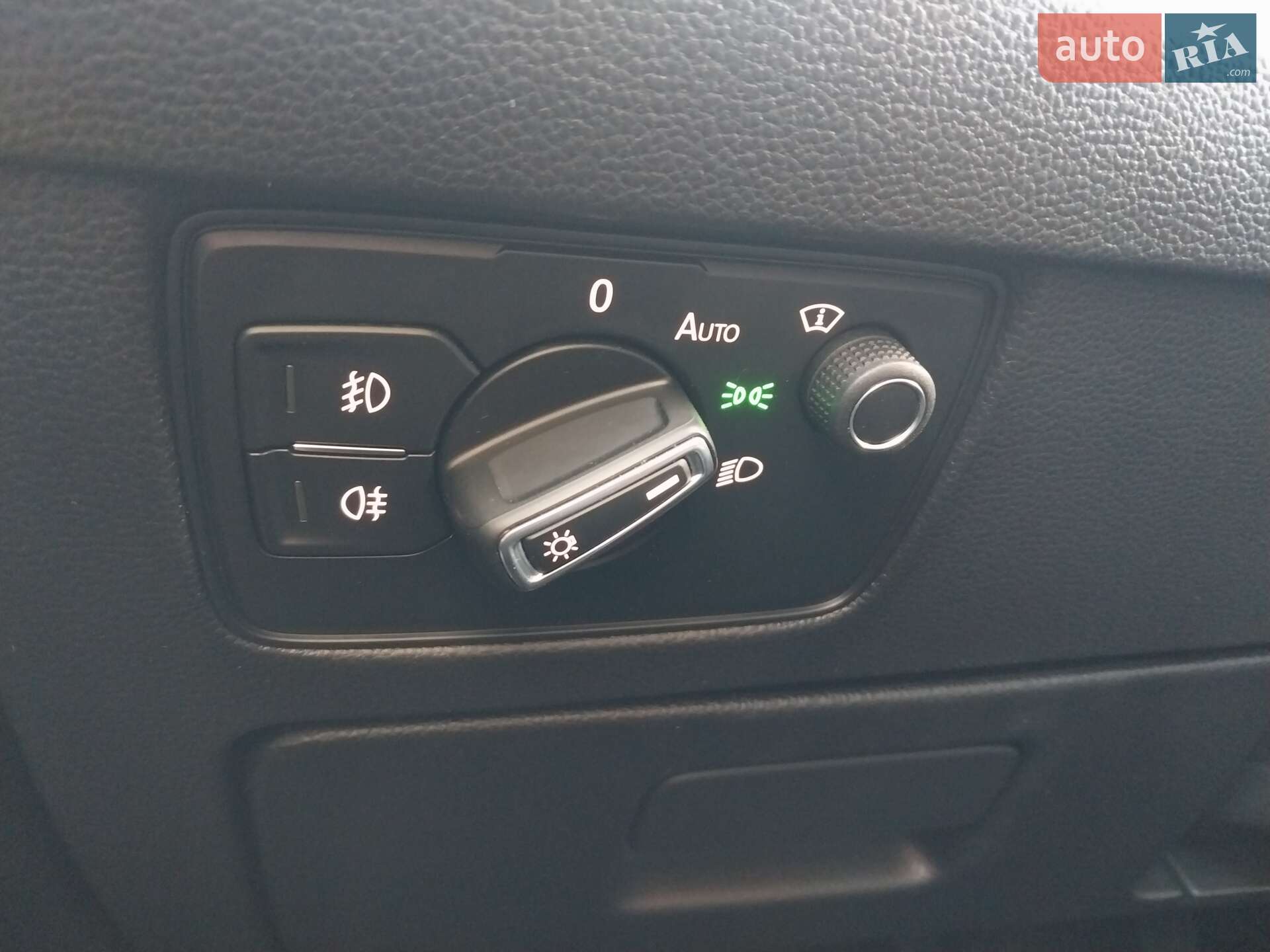 Volkswagen Passat 2018 VIN WVWZZZ3CZKE026227 фото оголошення 45 з 49