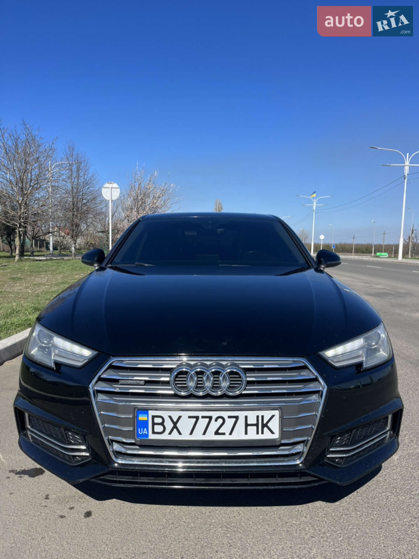 Audi A4 2016 VIN WAUANAF44HN053155 фото оголошення 3 з 23