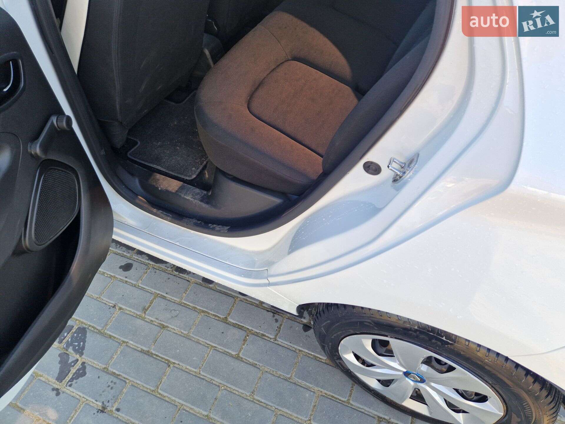 Renault Zoe 2019 VIN VF1AG000564727991 фото оголошення 2 з 7