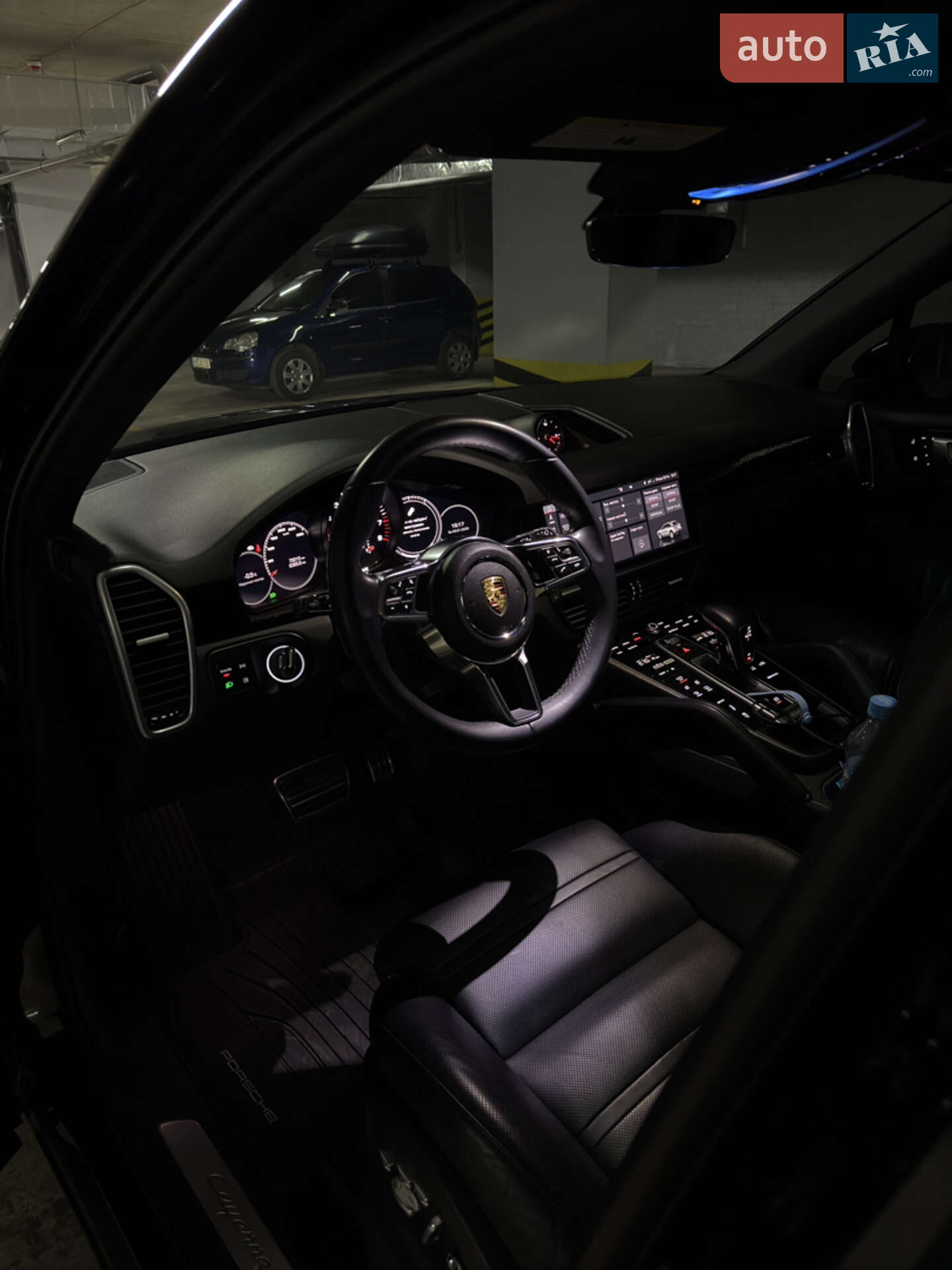 Porsche Cayenne 2018 VIN WP1AB2AY7KDA61919 фото оголошення 19 з 37