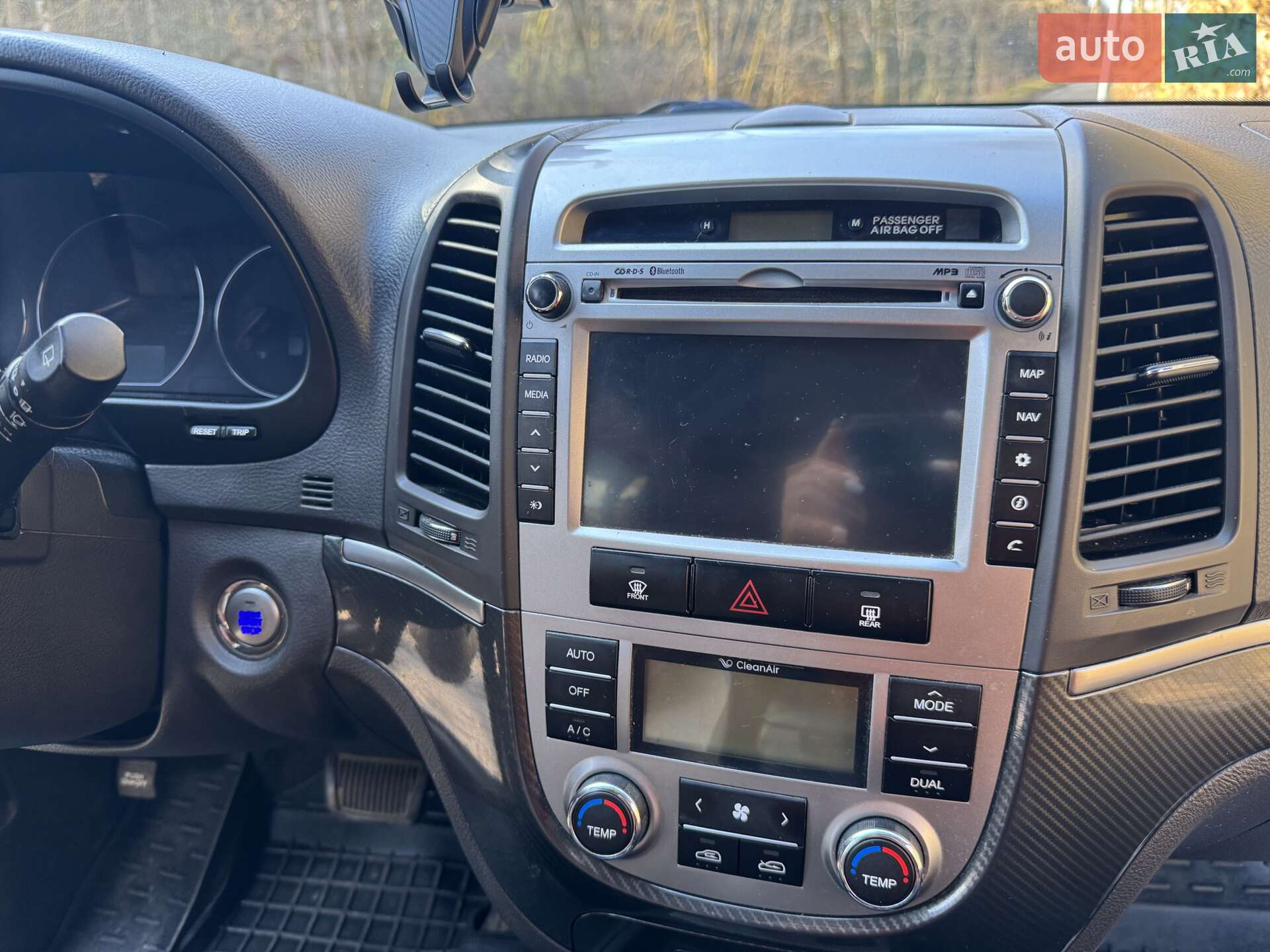 Hyundai Santa FE 2011 VIN KMHSH81XDBU769549 фото оголошення 15 з 32
