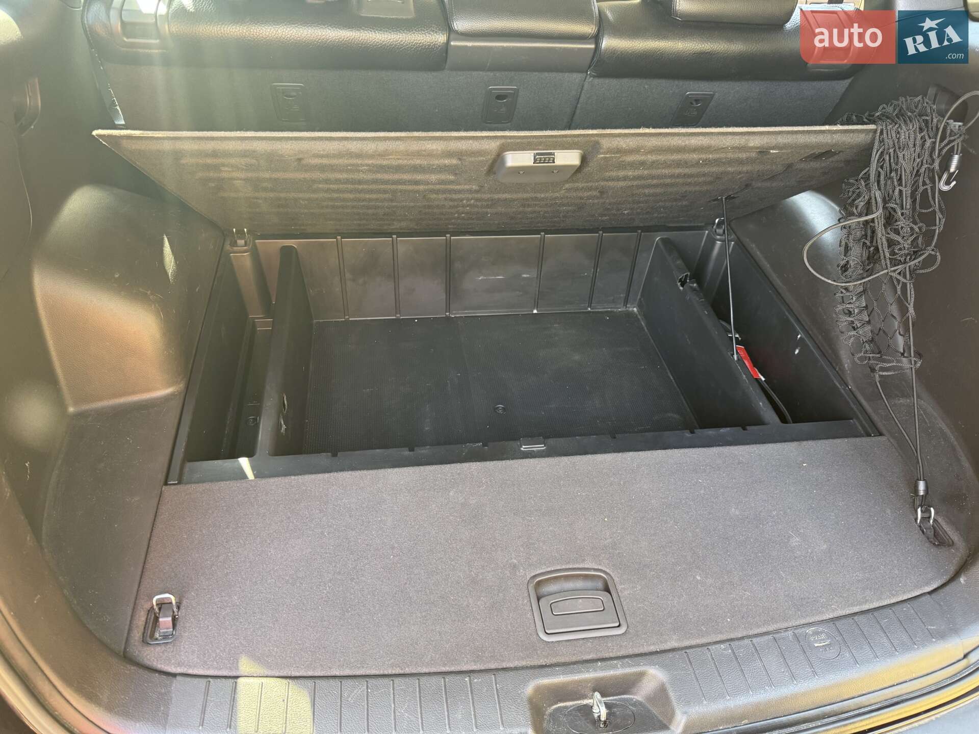 Hyundai Santa FE 2011 VIN KMHSH81XDBU769549 фото оголошення 27 з 32