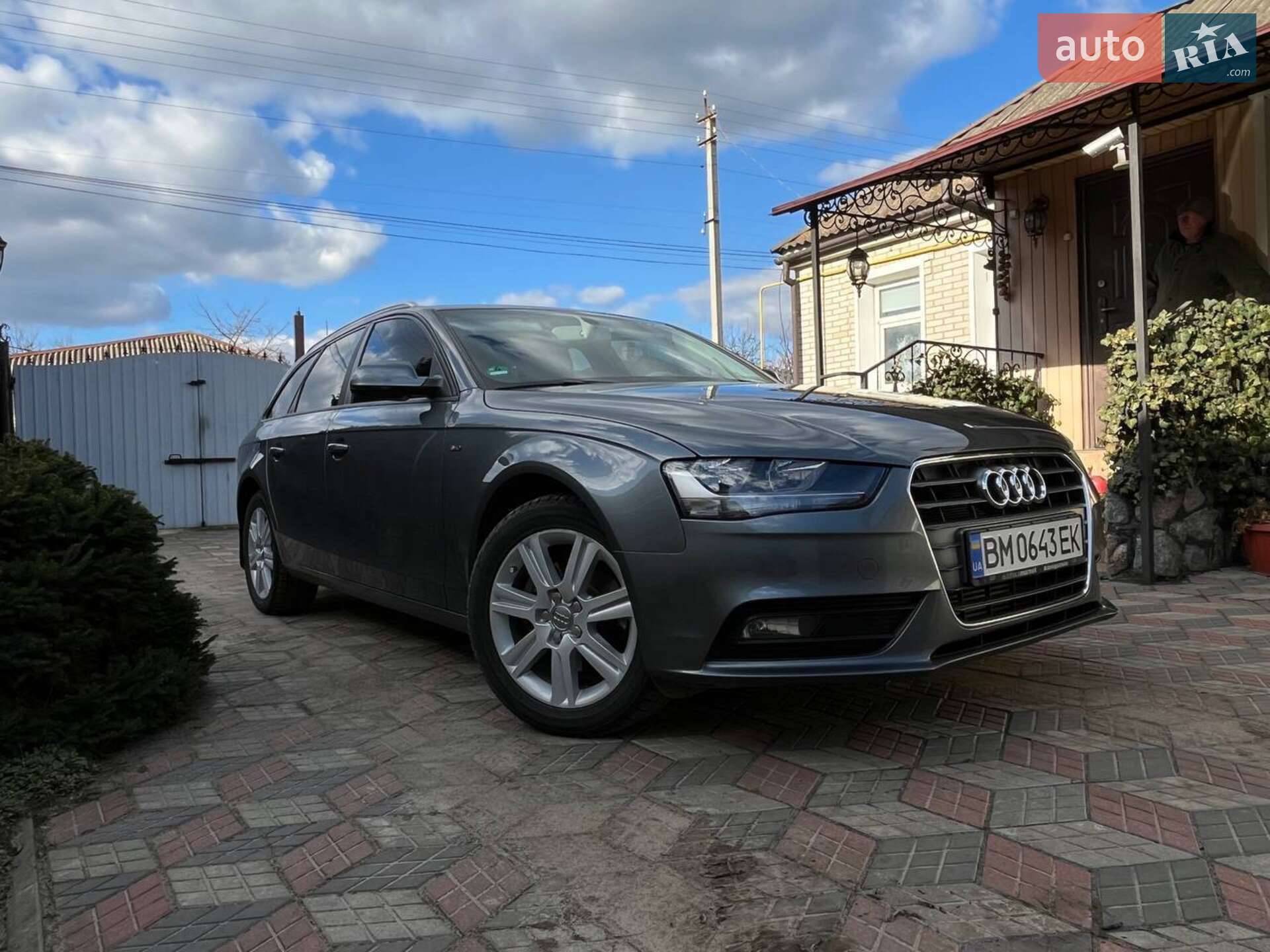 Audi A4 2012 VIN WAUZZZ8K1DA138750 фото оголошення 16 з 35