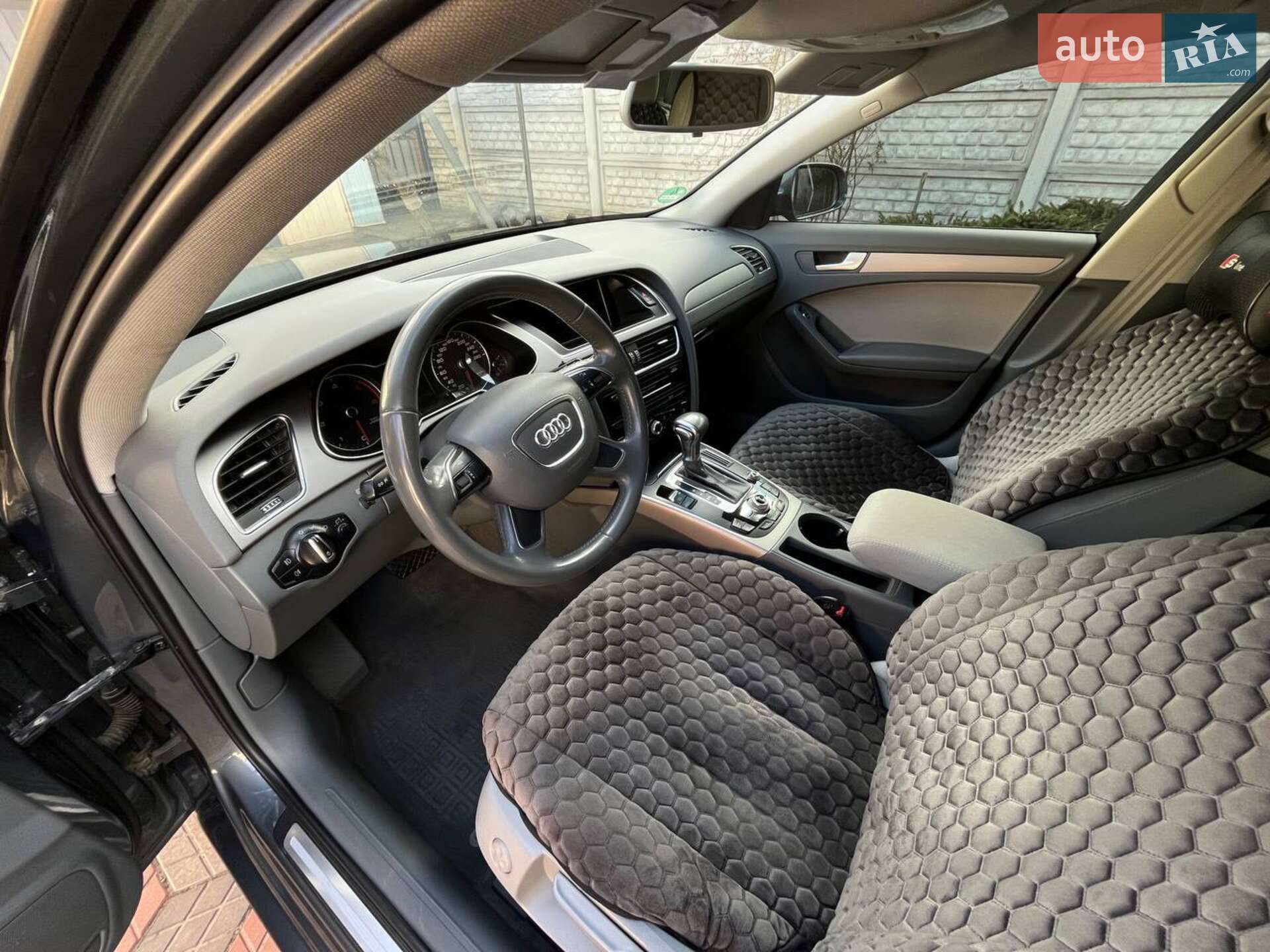 Audi A4 2012 VIN WAUZZZ8K1DA138750 фото оголошення 23 з 35