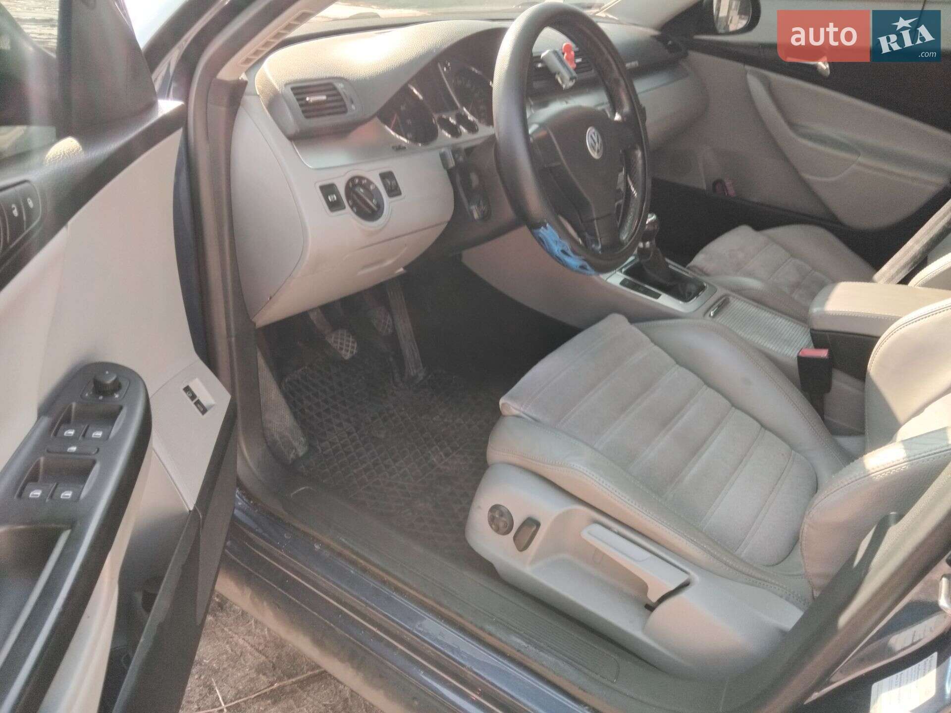 Volkswagen Passat 2005 VIN WVWZZZ3CZ6E106110 фото оголошення 10 з 12