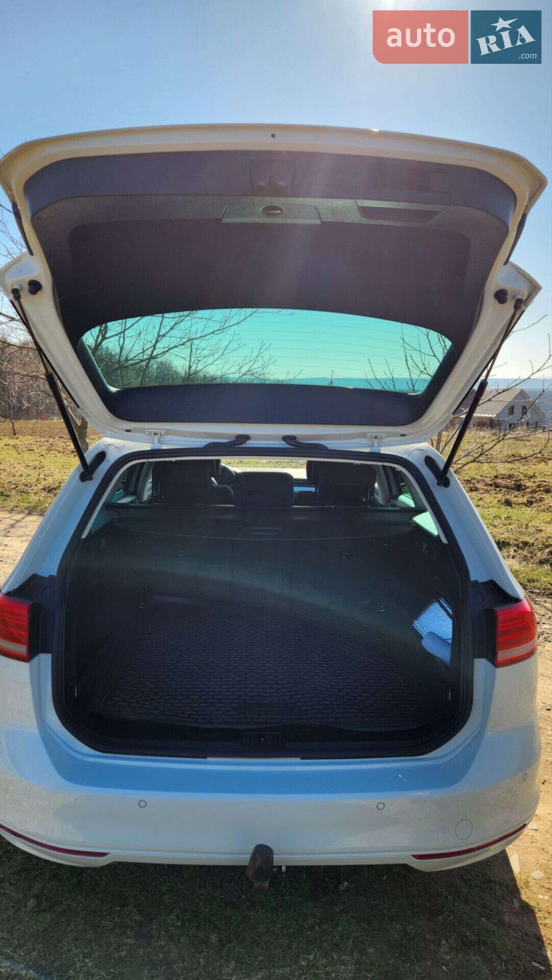 Volkswagen Passat 2017 VIN WVWZZZ3CZHE127871 фото оголошення 14 з 58
