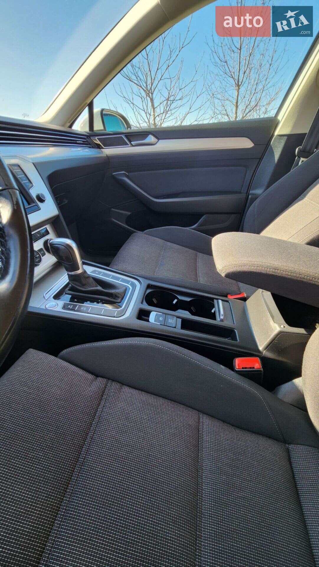 Volkswagen Passat 2017 VIN WVWZZZ3CZHE127871 фото оголошення 30 з 58