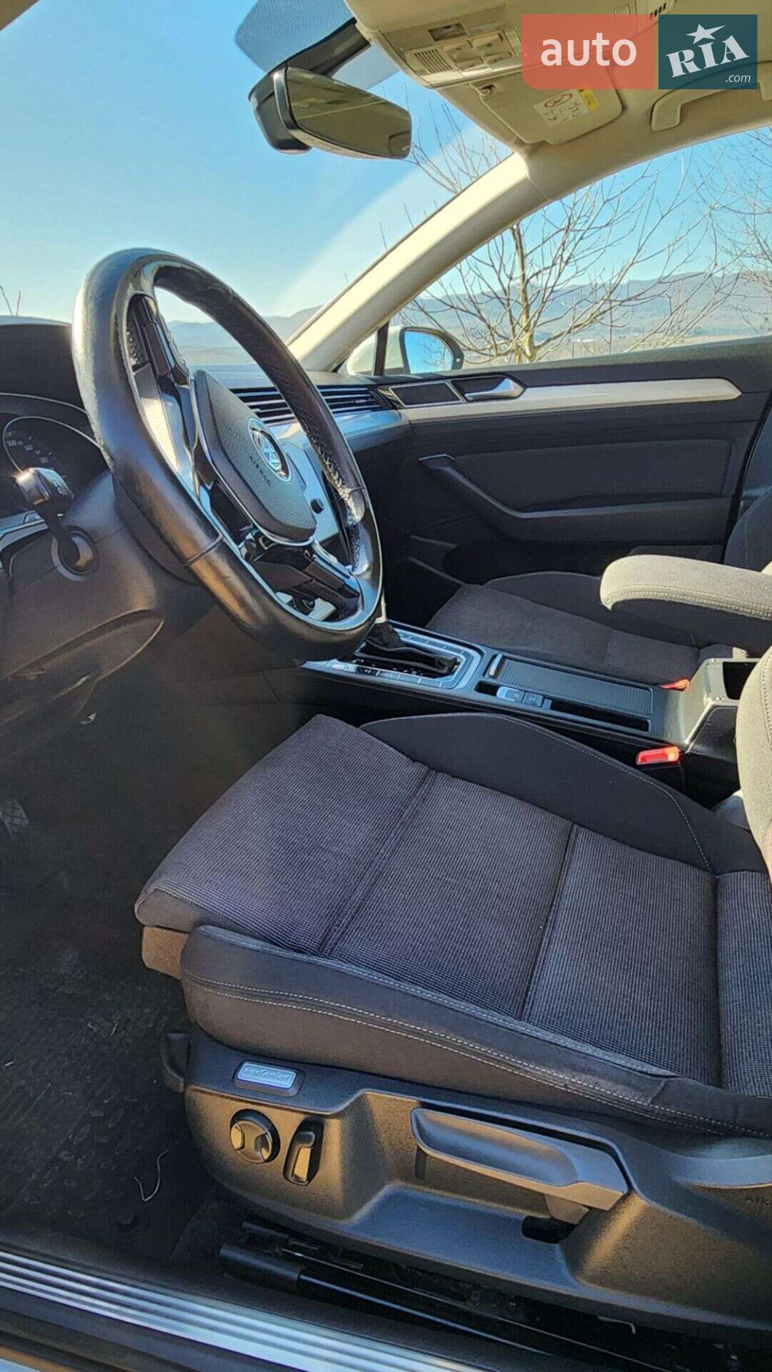 Volkswagen Passat 2017 VIN WVWZZZ3CZHE127871 фото оголошення 39 з 58
