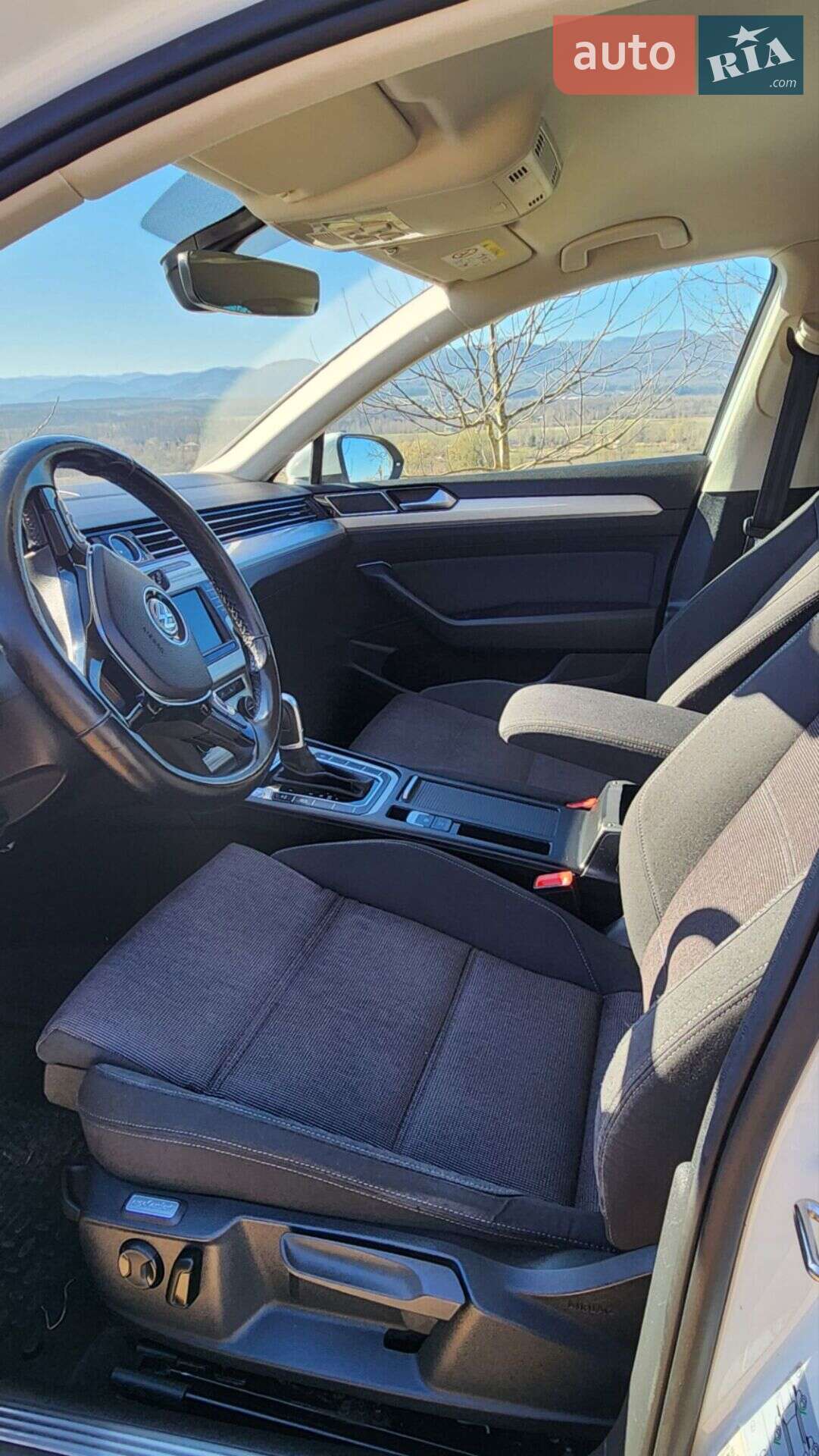 Volkswagen Passat 2017 VIN WVWZZZ3CZHE127871 фото оголошення 40 з 58