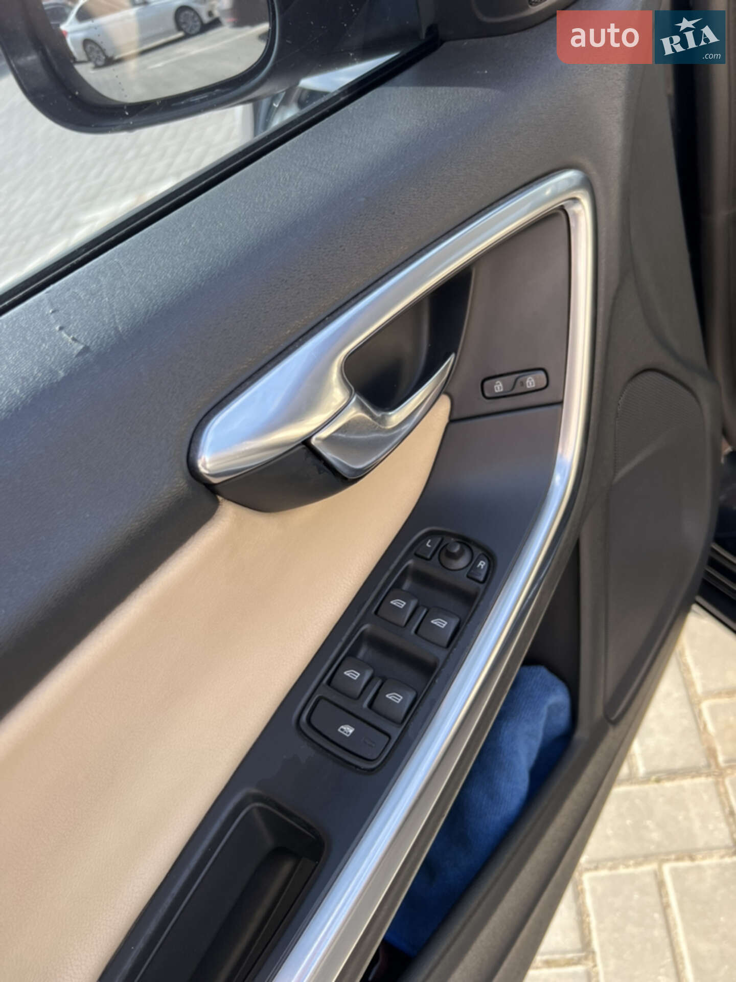 Volvo S60 2011 VIN YV1FS445BB2022995 фото оголошення 6 з 10