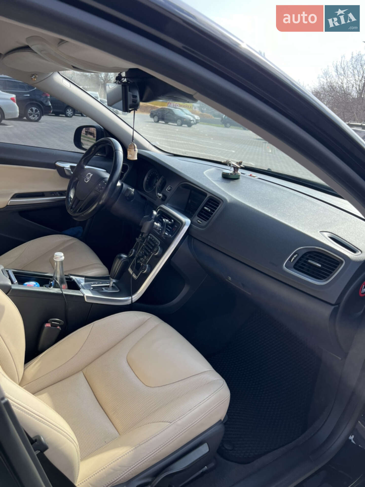 Volvo S60 2011 VIN YV1FS445BB2022995 фото оголошення 7 з 10