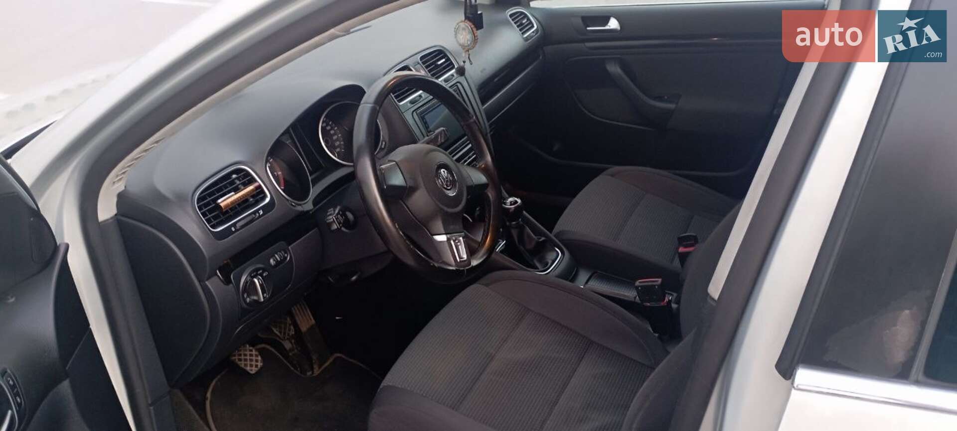 Volkswagen Golf 2009 VIN WVWZZZ1KZAM600643 фото оголошення 5 з 25