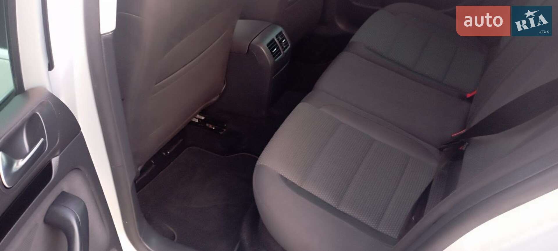 Volkswagen Golf 2009 VIN WVWZZZ1KZAM600643 фото оголошення 9 з 25