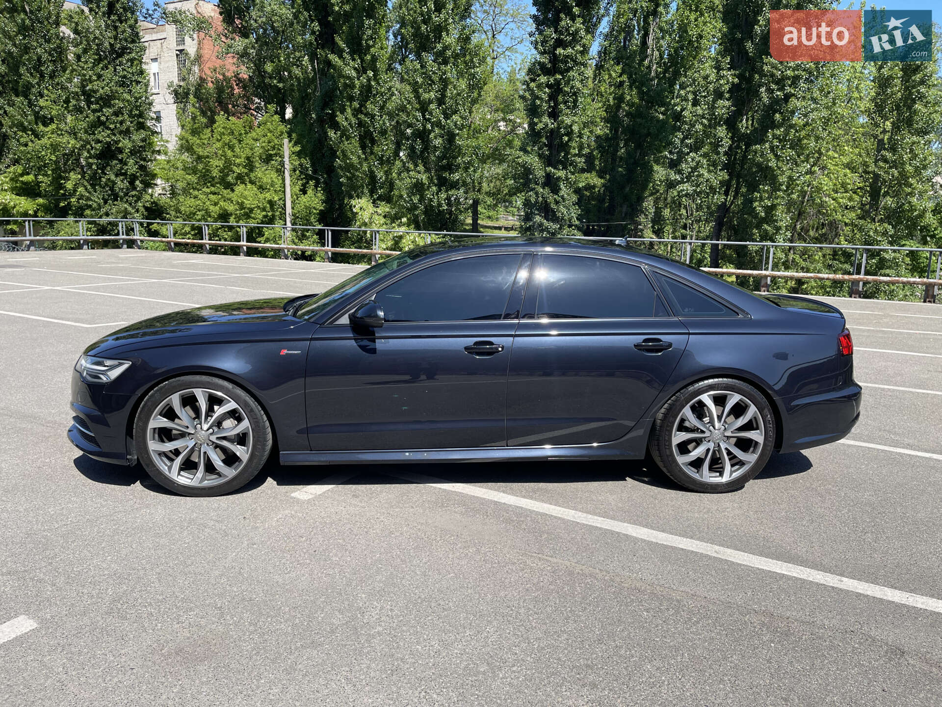 Audi A6 2015 VIN WAUFGAFC4GN070088 фото оголошення 3 з 50