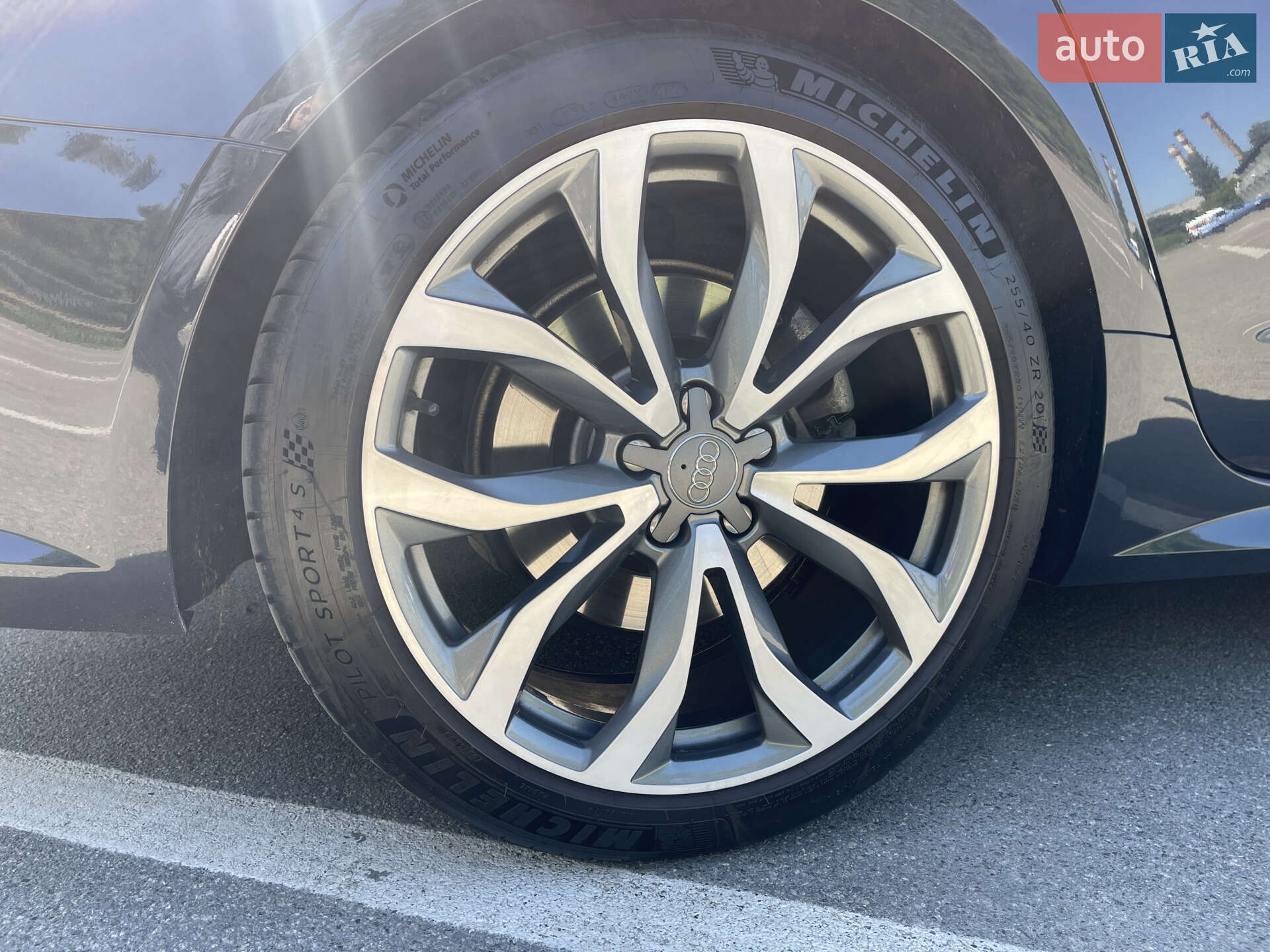Audi A6 2015 VIN WAUFGAFC4GN070088 фото оголошення 15 з 50