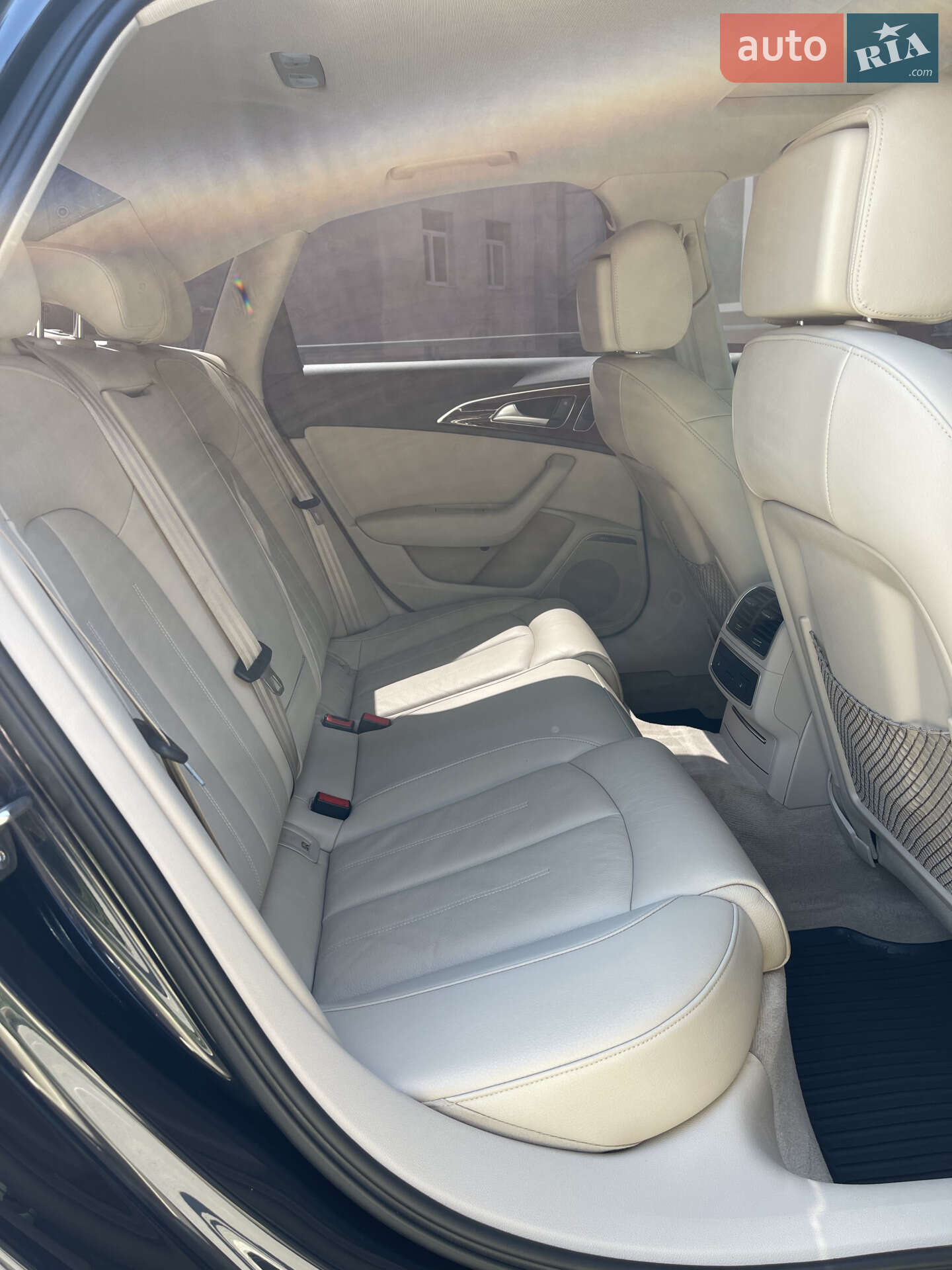 Audi A6 2015 VIN WAUFGAFC4GN070088 фото оголошення 33 з 50