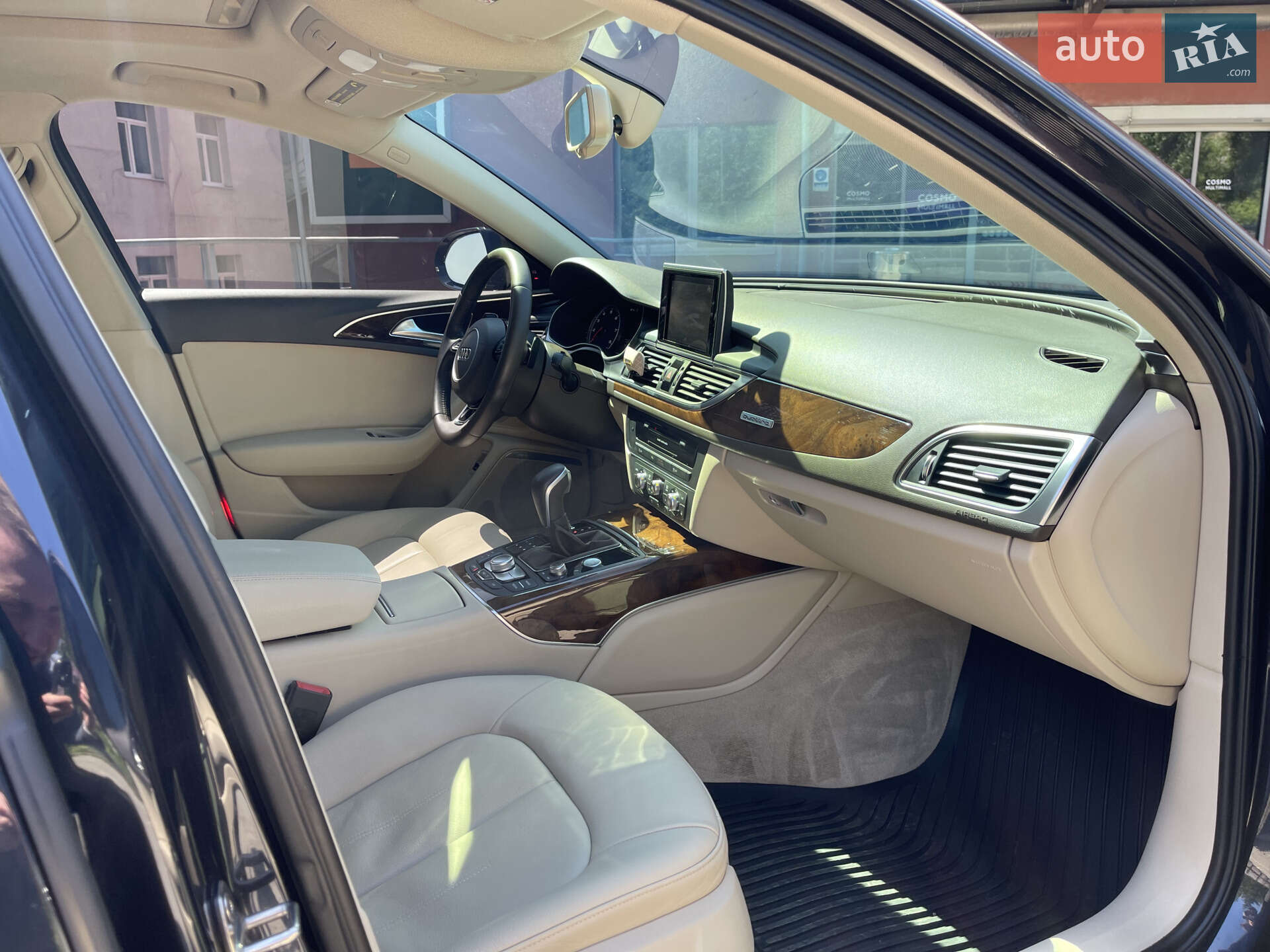 Audi A6 2015 VIN WAUFGAFC4GN070088 фото оголошення 36 з 50