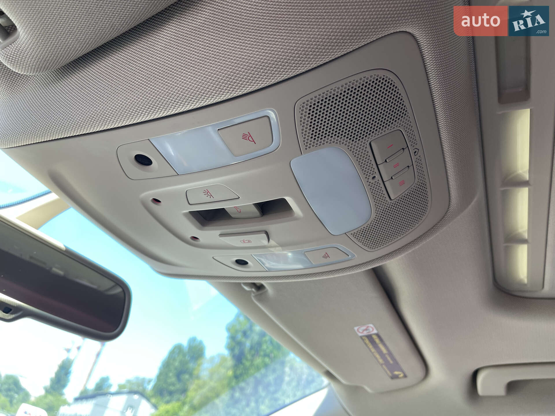 Audi A6 2015 VIN WAUFGAFC4GN070088 фото оголошення 49 з 50