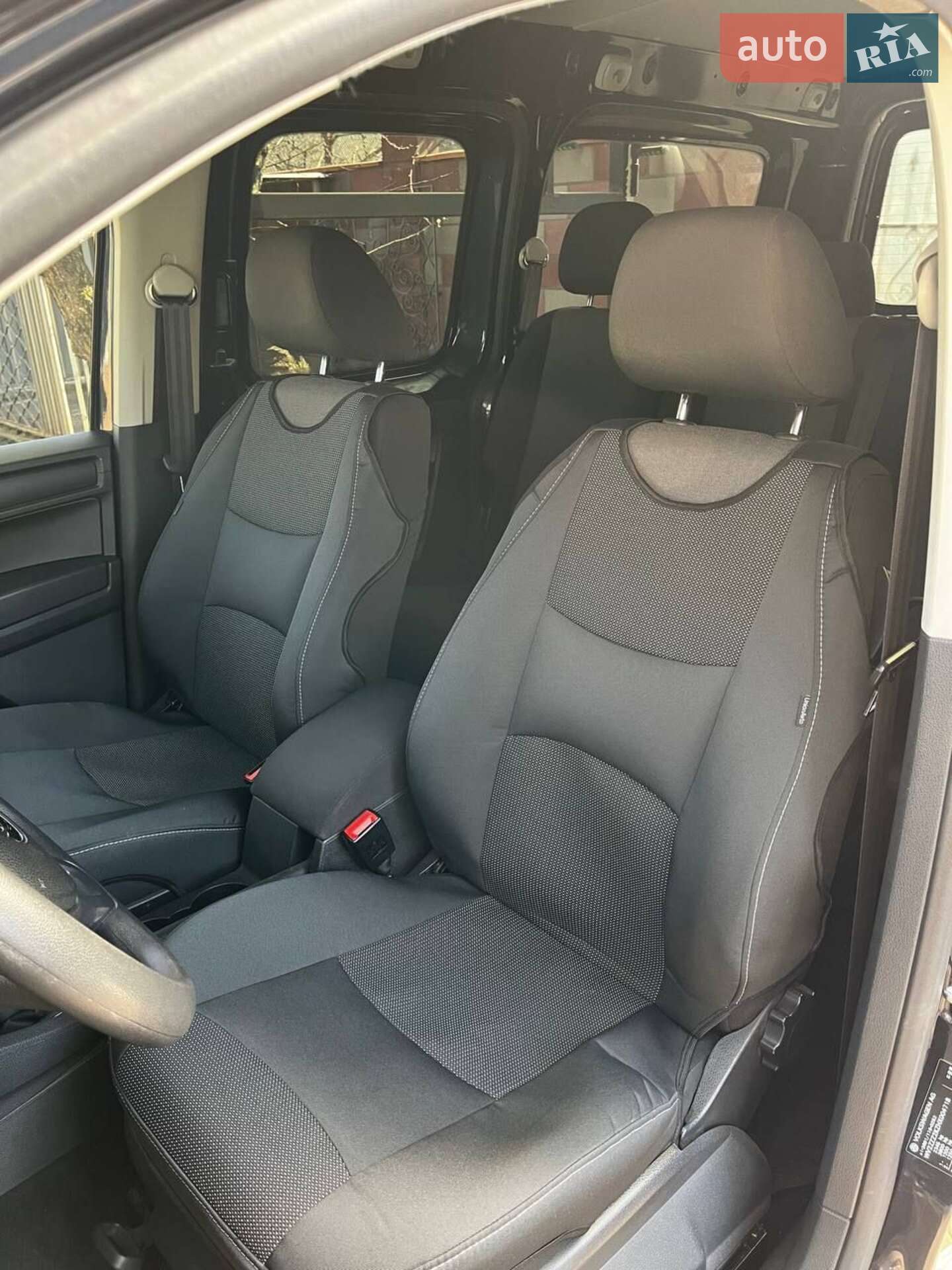 Volkswagen Caddy 2016 VIN WV2ZZZ2KZHX004718 фото оголошення 15 з 19