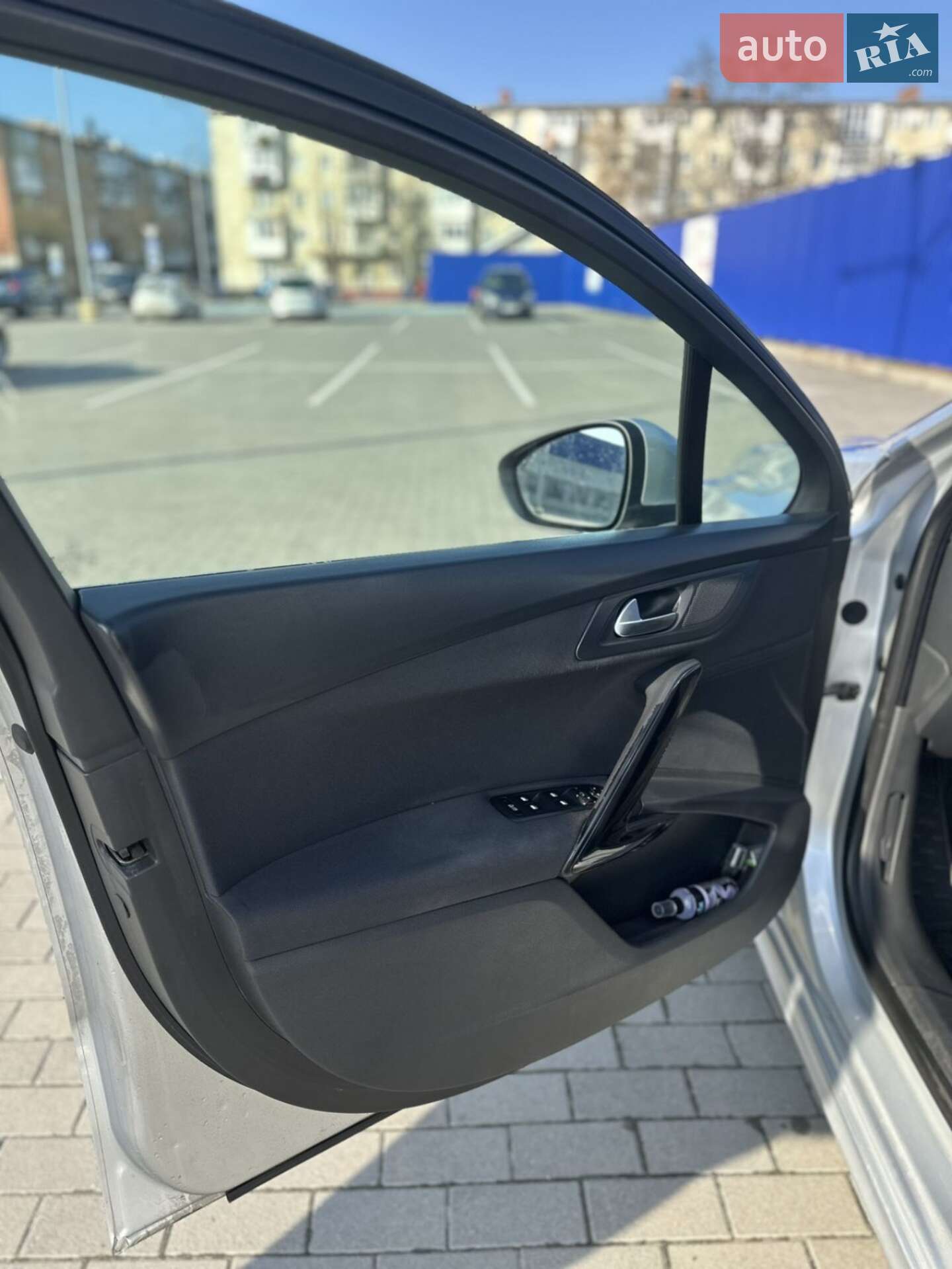 Peugeot 508 2011 VIN VF38E5FVABL040993 фото оголошення 30 з 46