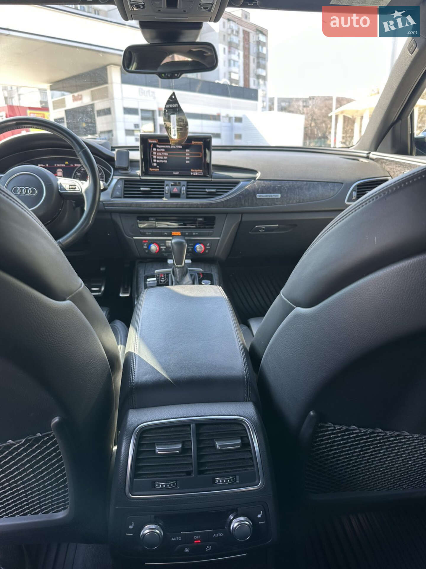 Audi A6 2017 VIN WAUH3BFCXJN031104 фото оголошення 17 з 24