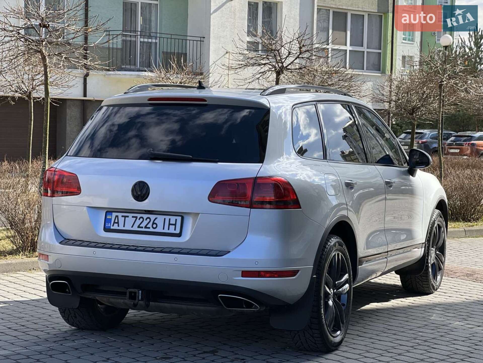 Volkswagen Touareg 2011 VIN WVGEK9BP8CD006703 фото оголошення 3 з 24