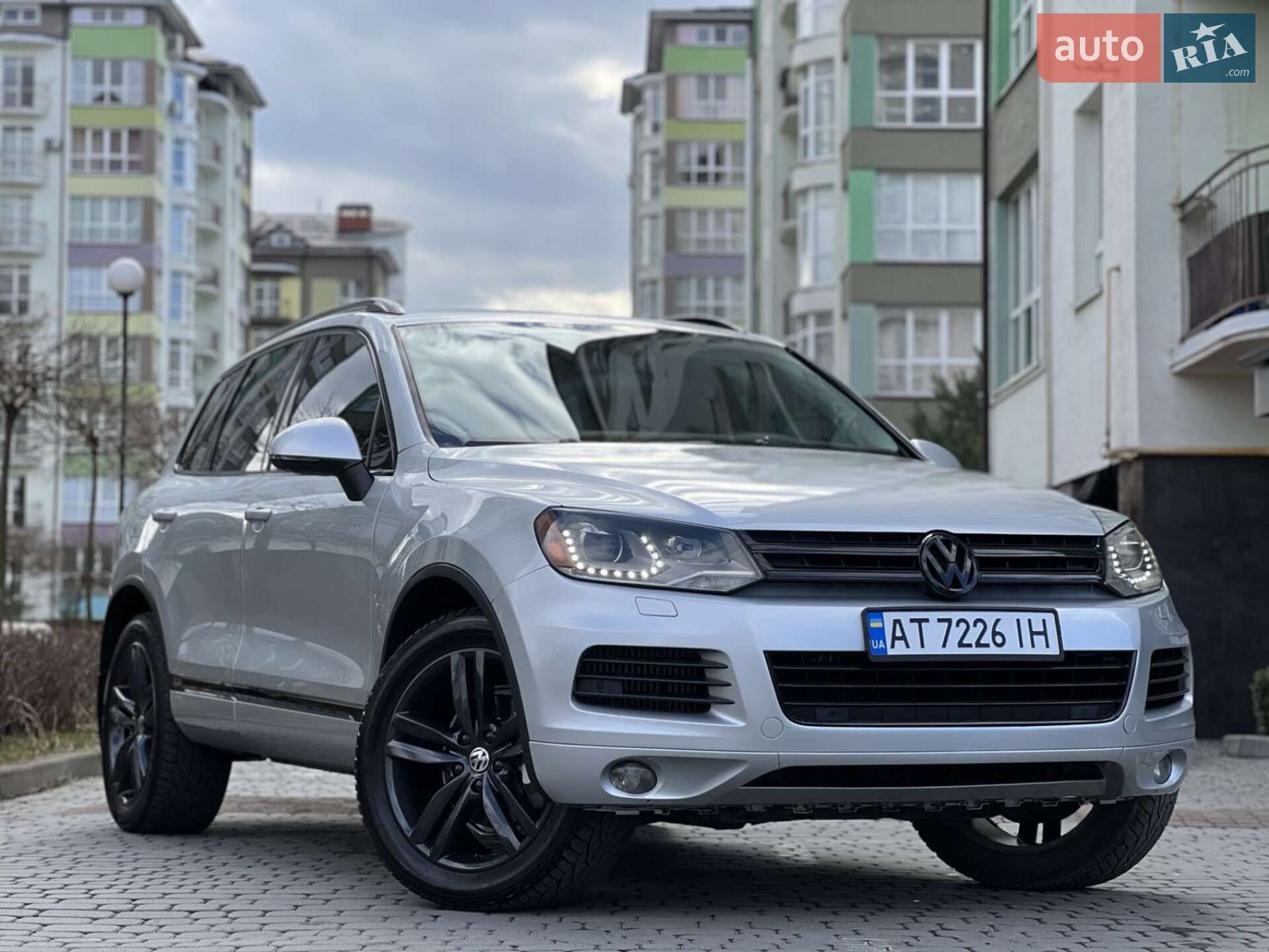Volkswagen Touareg 2011 VIN WVGEK9BP8CD006703 фото оголошення 9 з 24