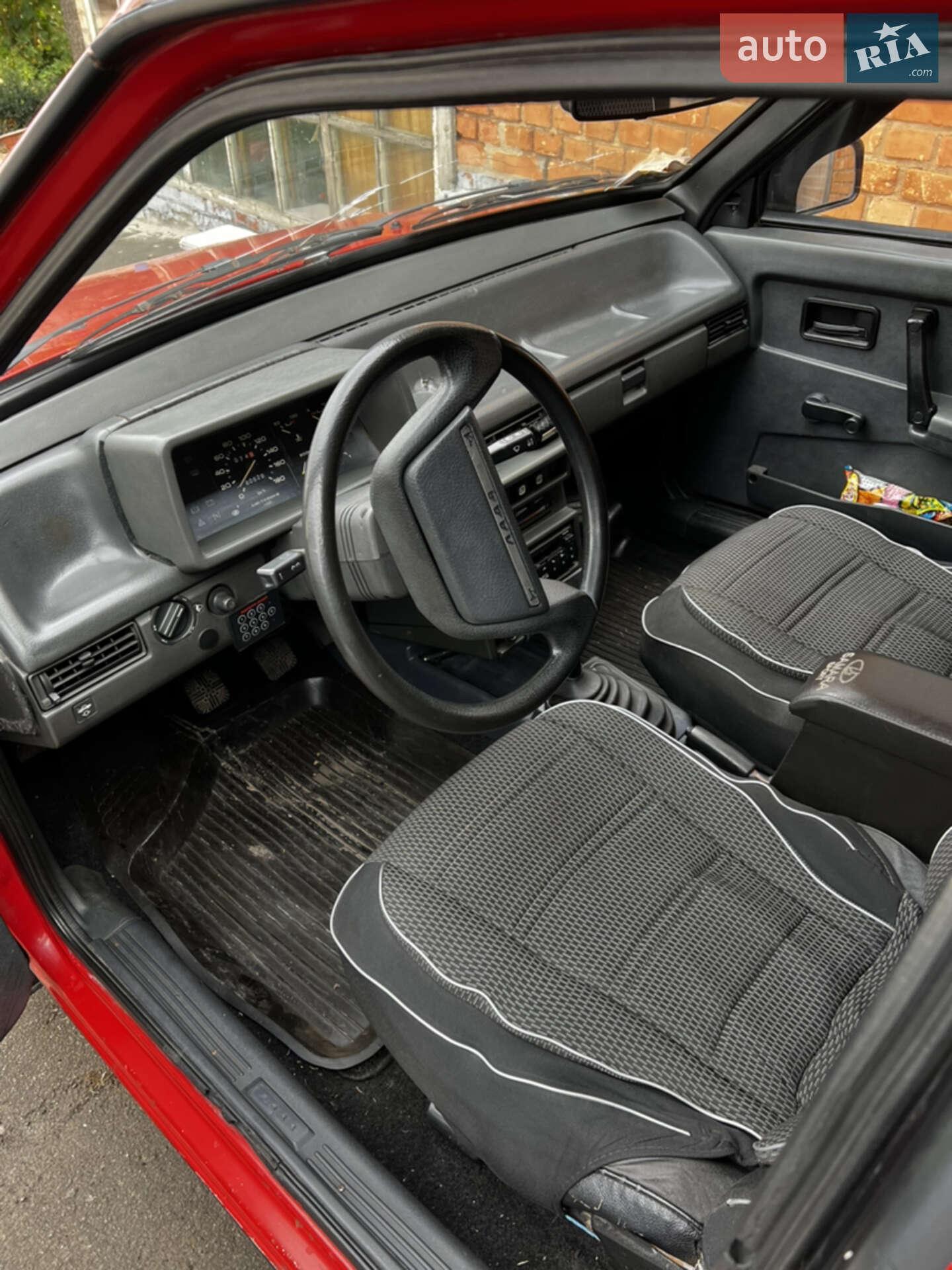 ВАЗ / Lada 2109 1994 VIN XTA210900R1399552 фото оголошення 21 з 27