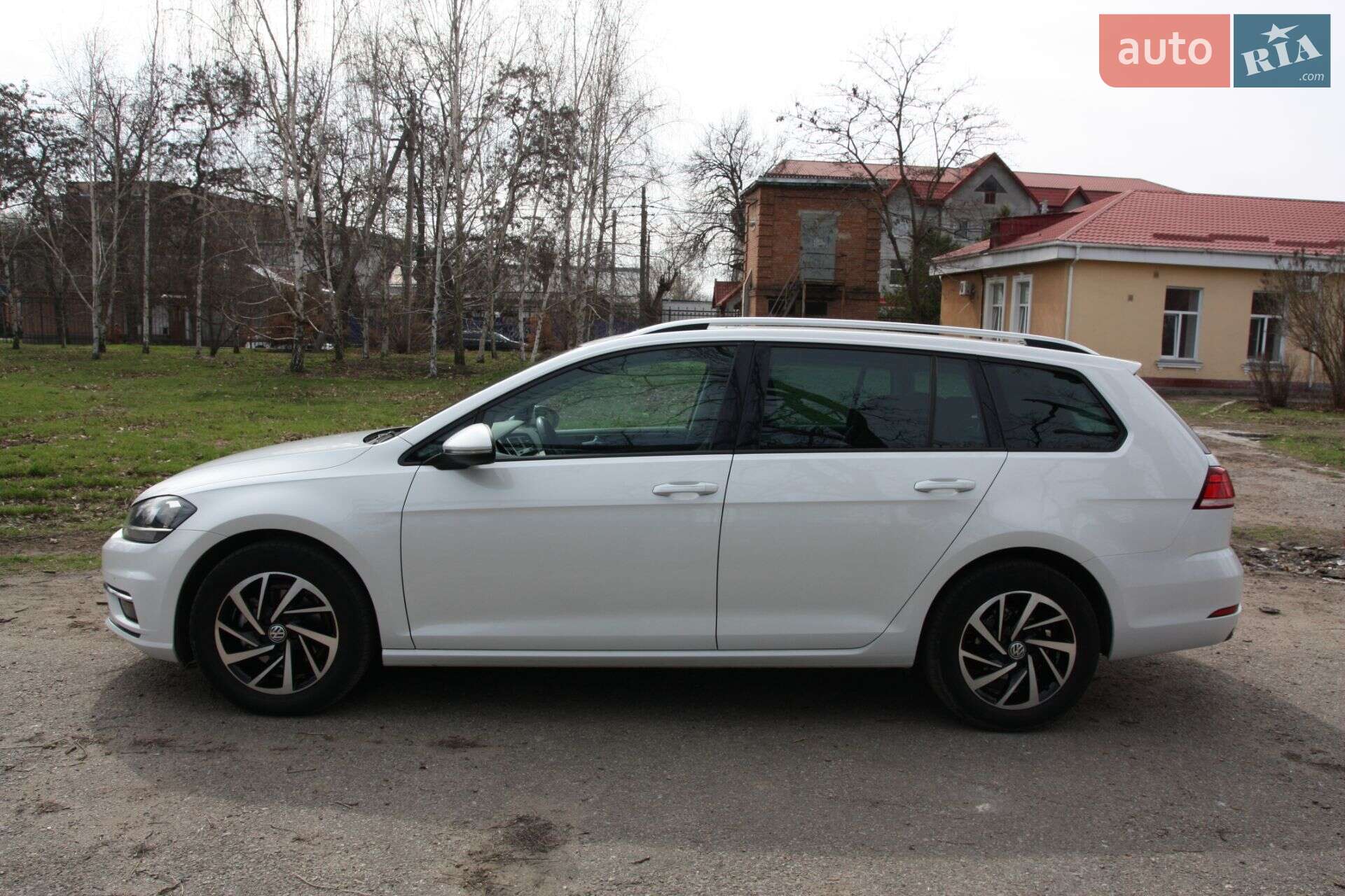 Volkswagen Golf 2017 VIN WVWZZZAUZJP559364 фото оголошення 38 з 44